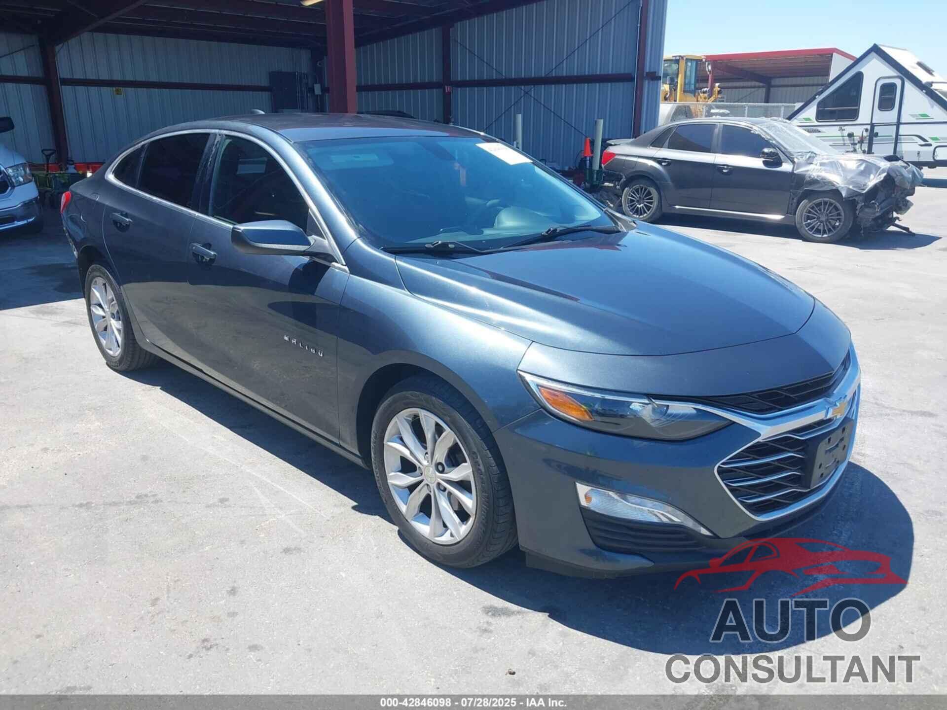 CHEVROLET MALIBU 2019 - 1G1ZD5STXKF214177