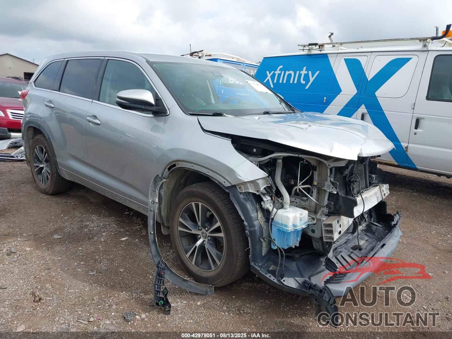 TOYOTA HIGHLANDER 2017 - 5TDBZRFH7HS388188
