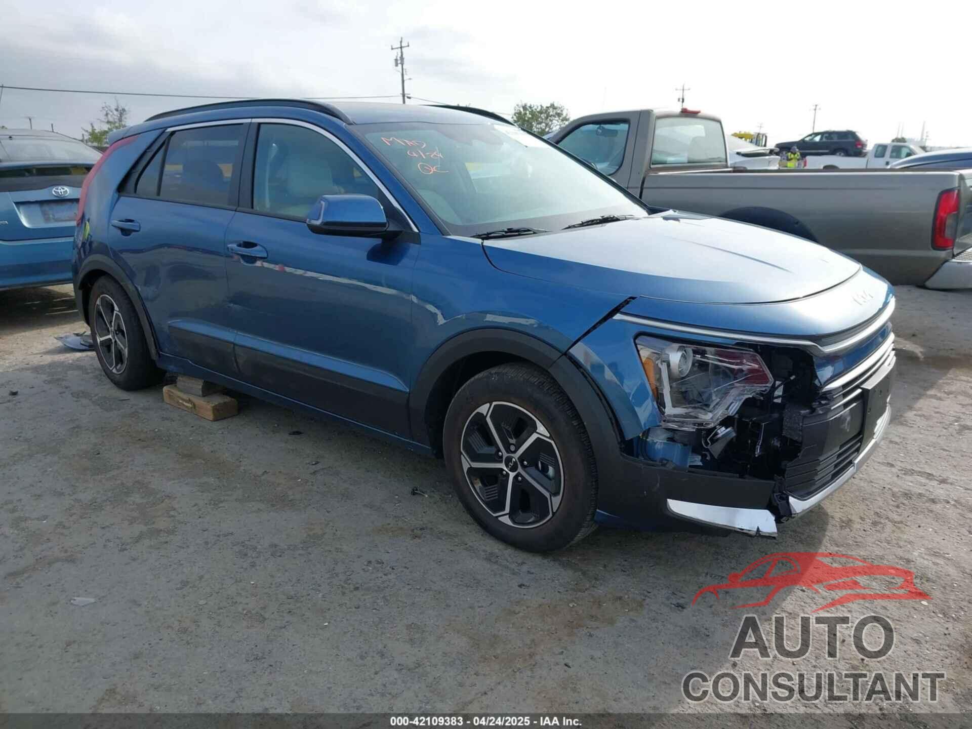 KIA NIRO 2023 - KNDCR3LE7P5090577