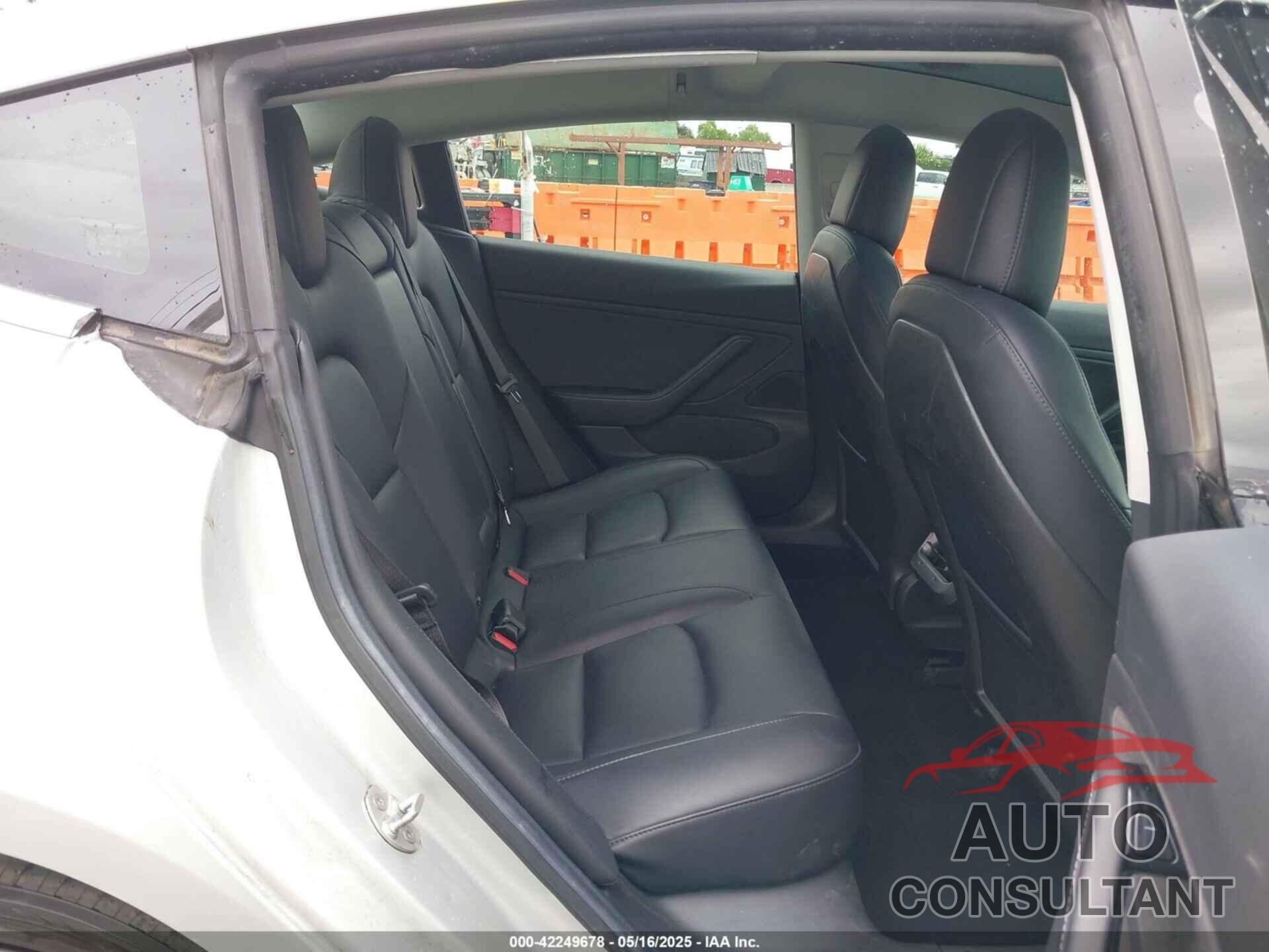 TESLA MODEL 3 2018 - 5YJ3E1EA6JF039278