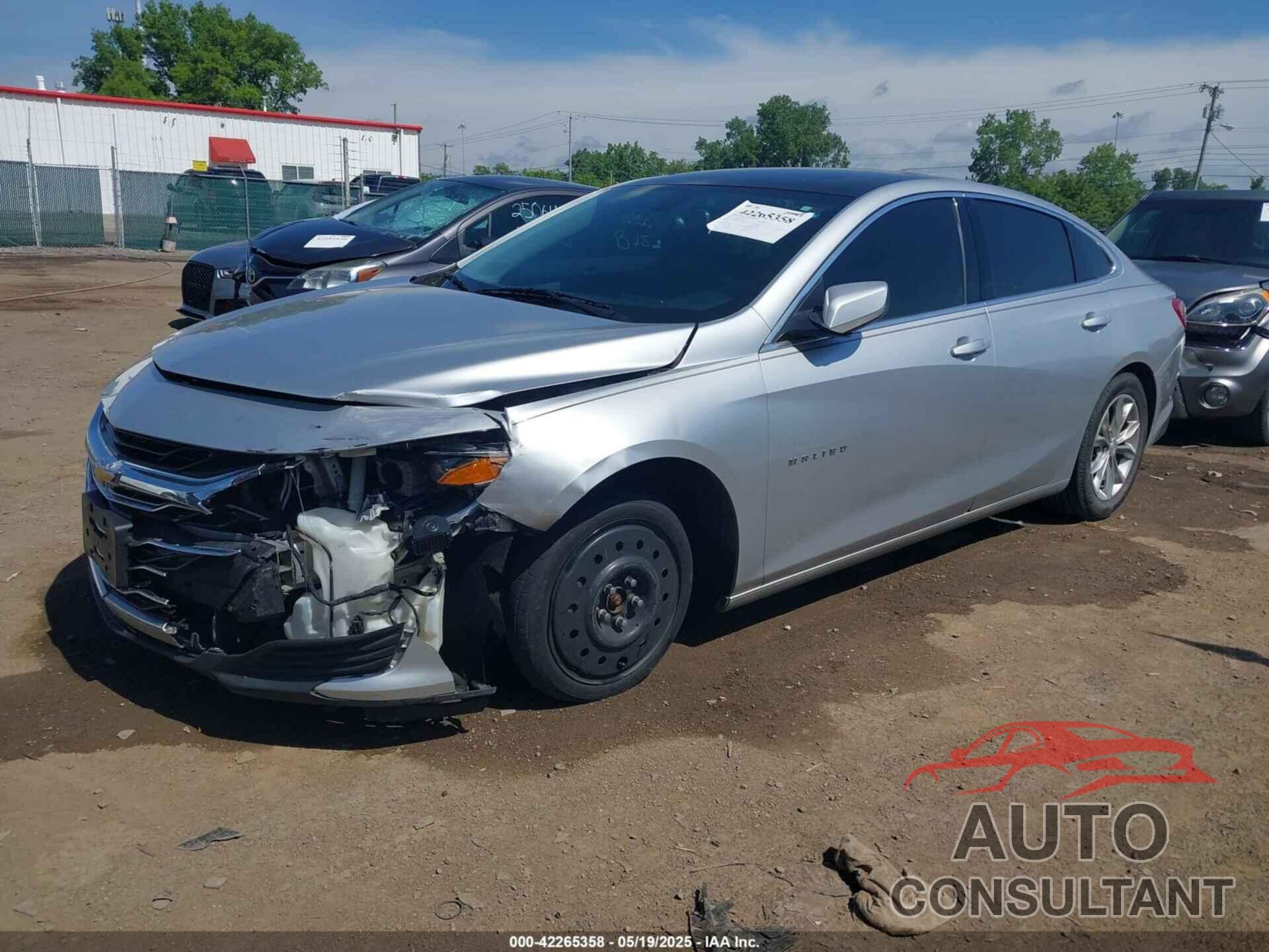 CHEVROLET MALIBU 2019 - 1G1ZD5ST0KF120020
