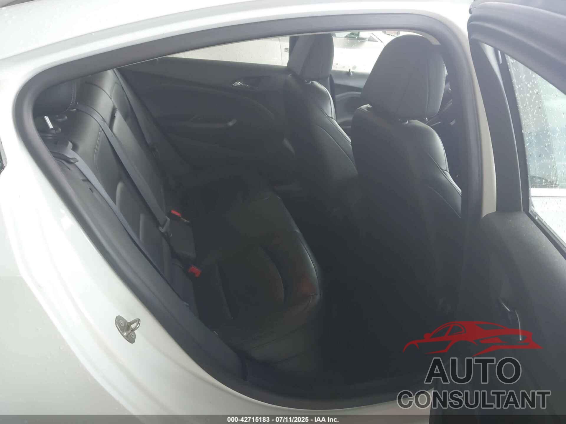 CHEVROLET CRUZE 2018 - 1G1BF5SM7J7192717