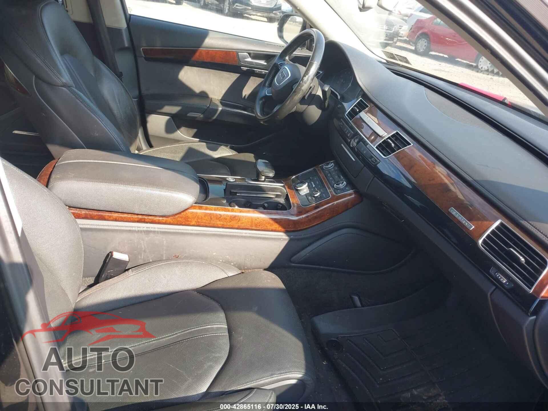AUDI A8 L 2011 - WAURVAFD4BN020568
