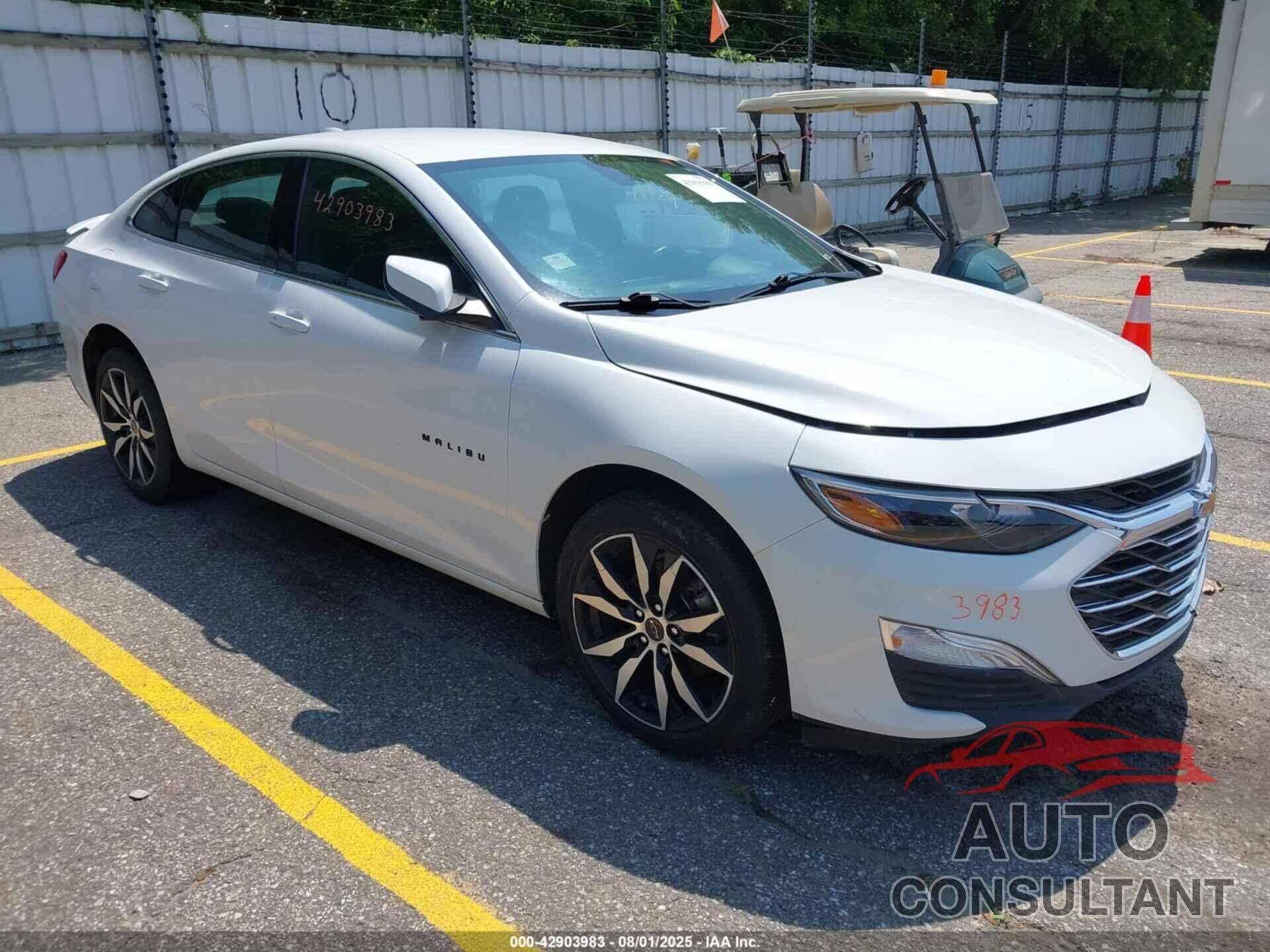 CHEVROLET MALIBU 2020 - 1G1ZG5ST7LF063503