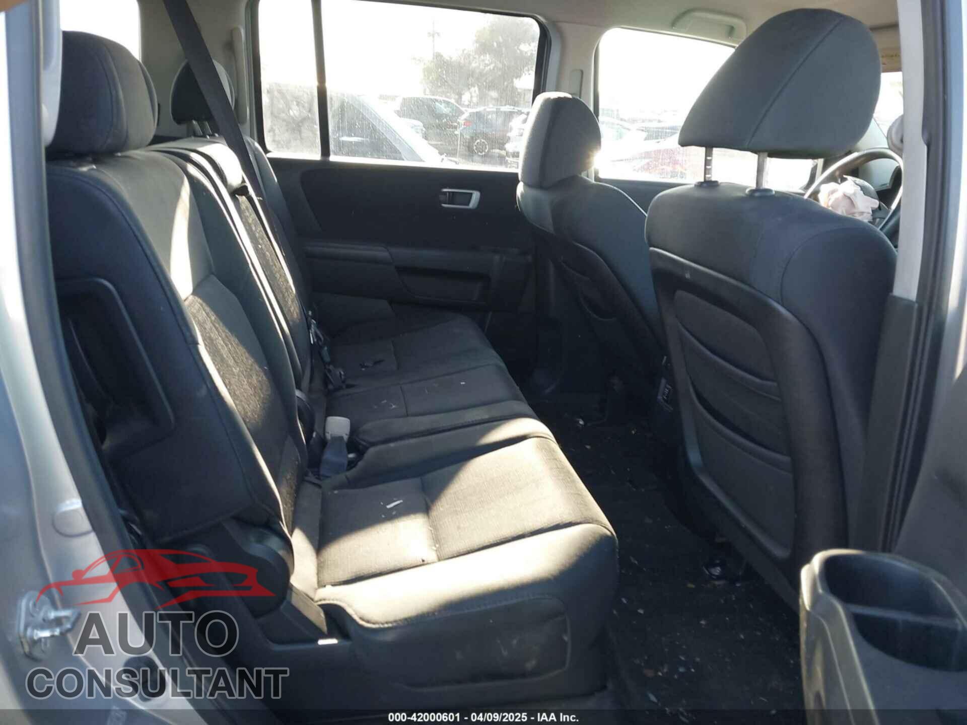 HONDA PILOT 2011 - 5FNYF3H41BB018182
