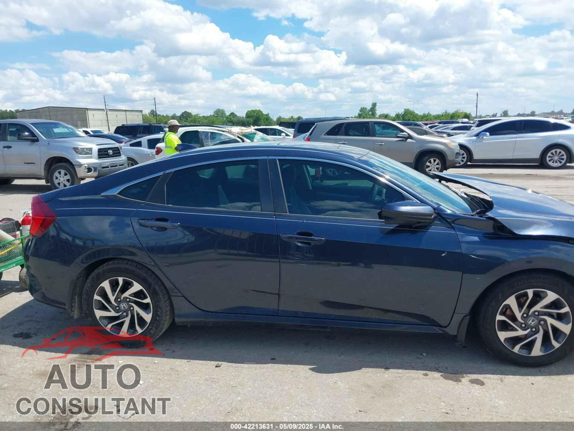 HONDA CIVIC 2017 - 19XFC2F70HE036291
