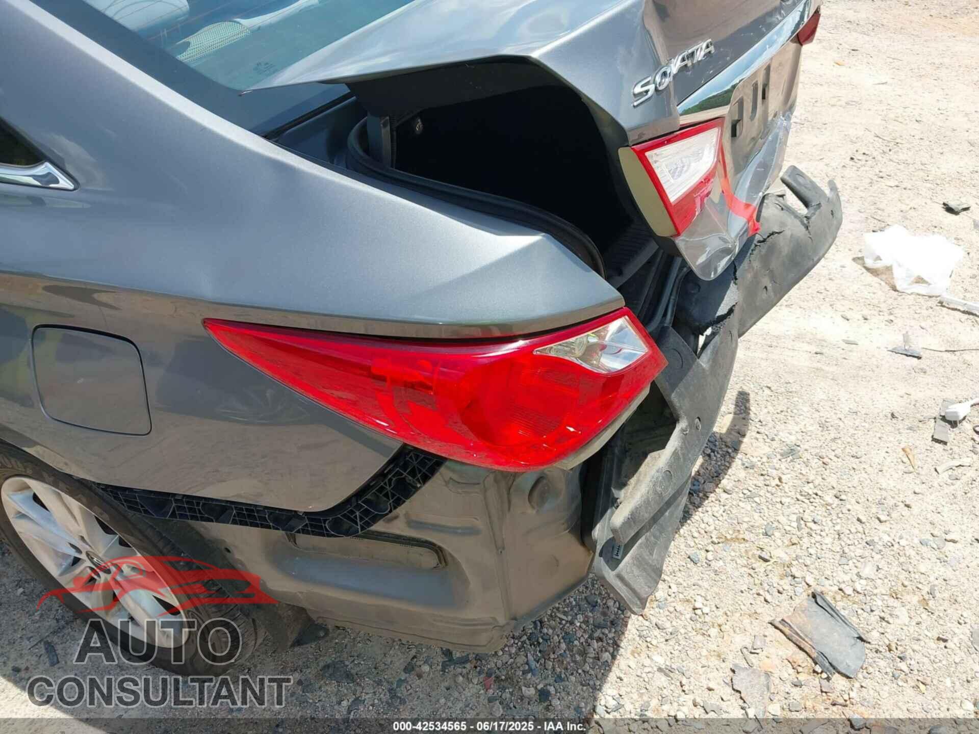 HYUNDAI SONATA 2012 - 5NPEB4AC3CH496368