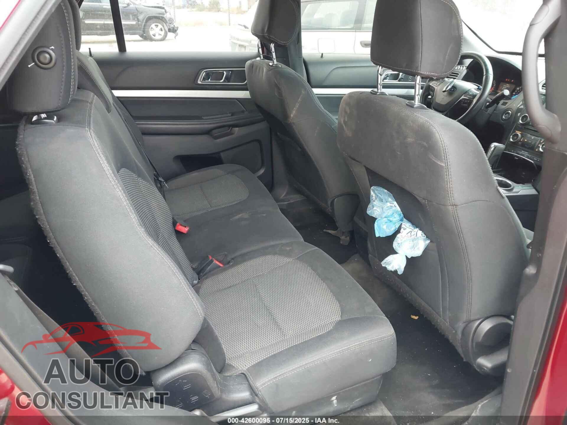 FORD EXPLORER 2017 - 1FM5K7D85HGB32100
