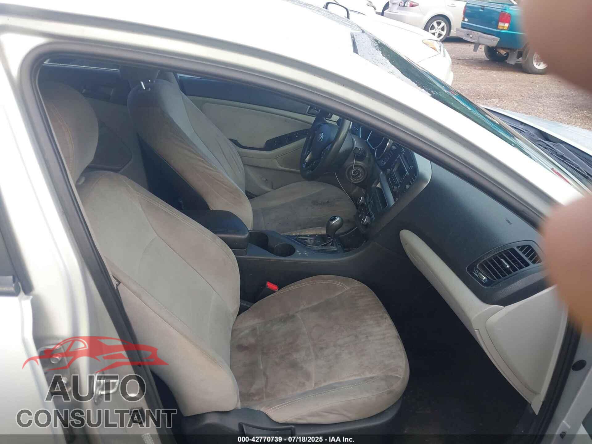 KIA OPTIMA 2013 - KNAGM4A77D5358319