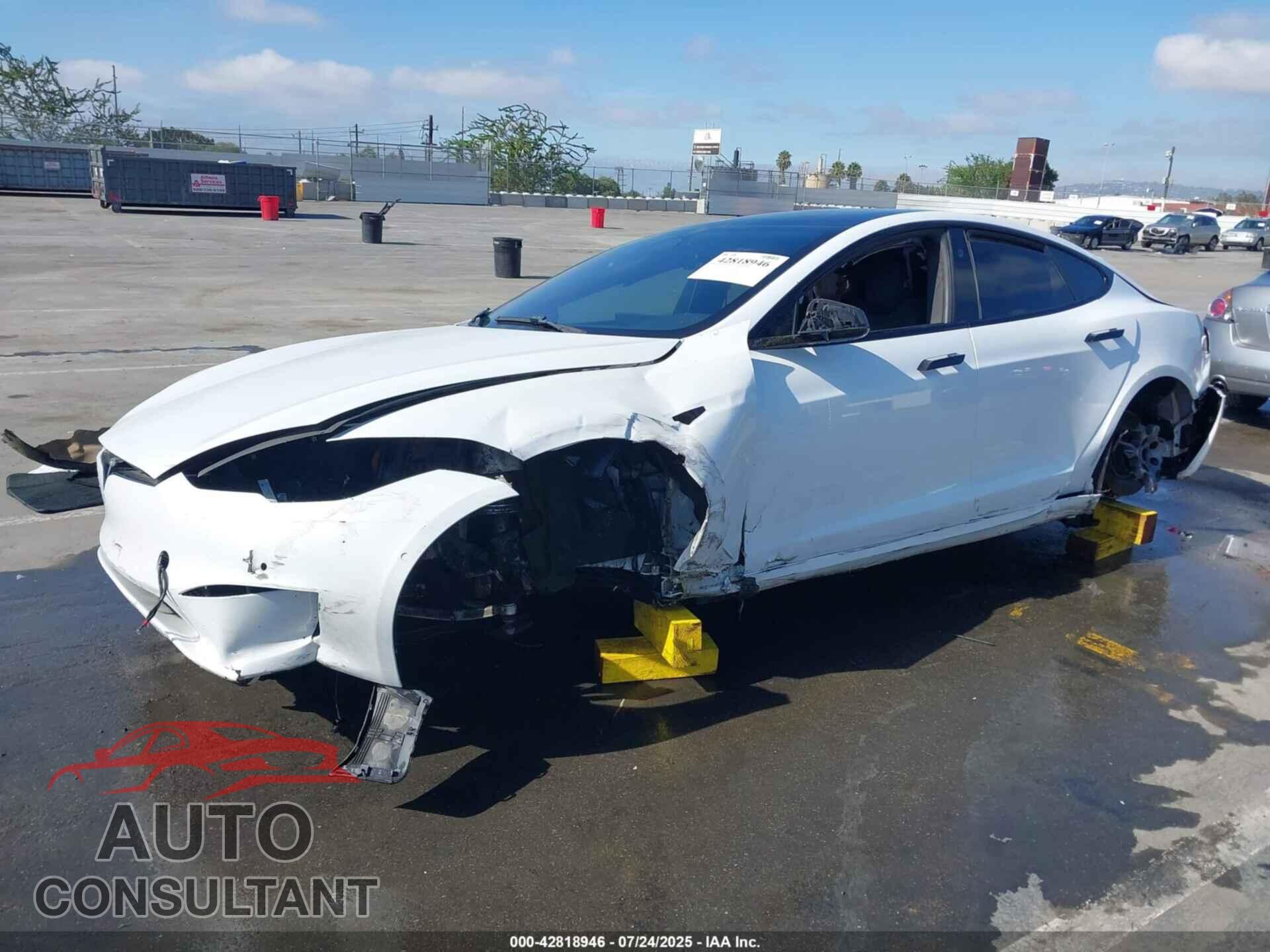 TESLA MODEL S 2022 - 5YJSA1E5XNF483988