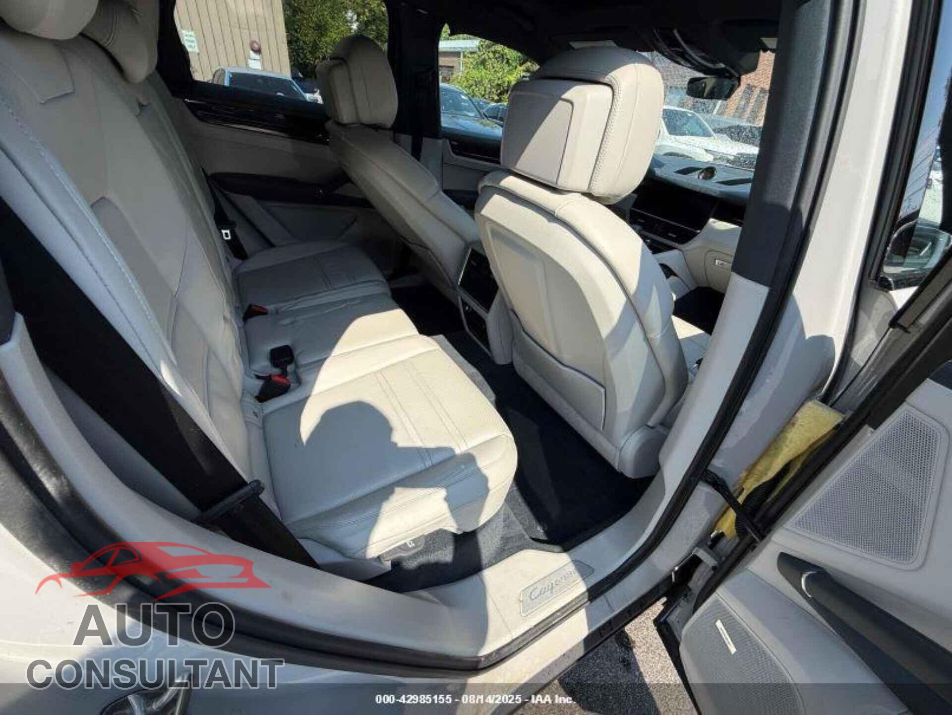 PORSCHE CAYENNE 2023 - WP1AA2AYXPDA01675