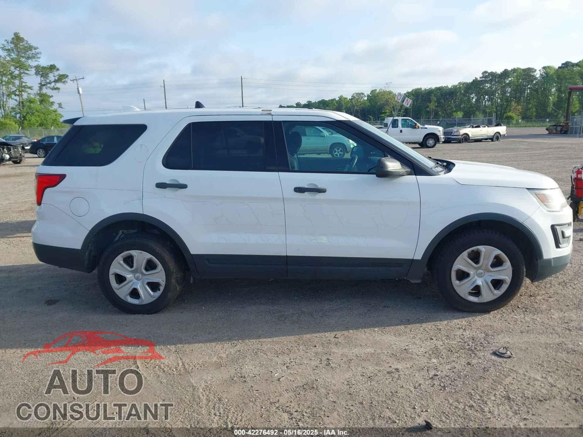 FORD EXPLORER 2017 - 1FM5K8AR3HGB93125