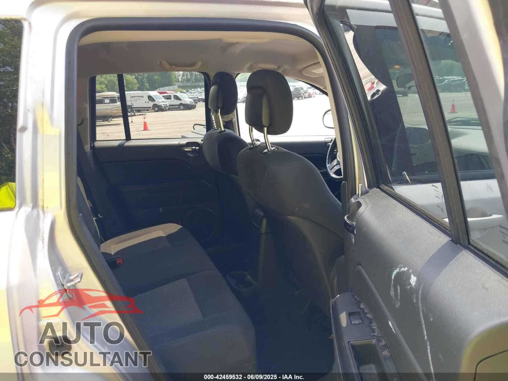 JEEP COMPASS 2011 - 1J4NT1FBXBD290734