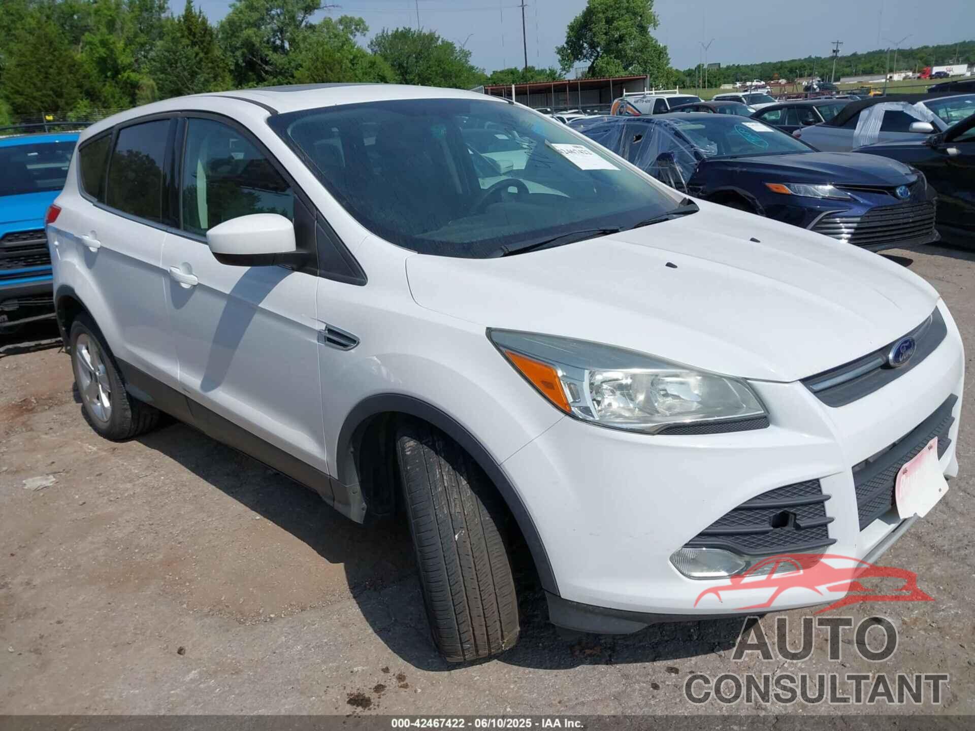 FORD ESCAPE 2015 - 1FMCU0G93FUA67856