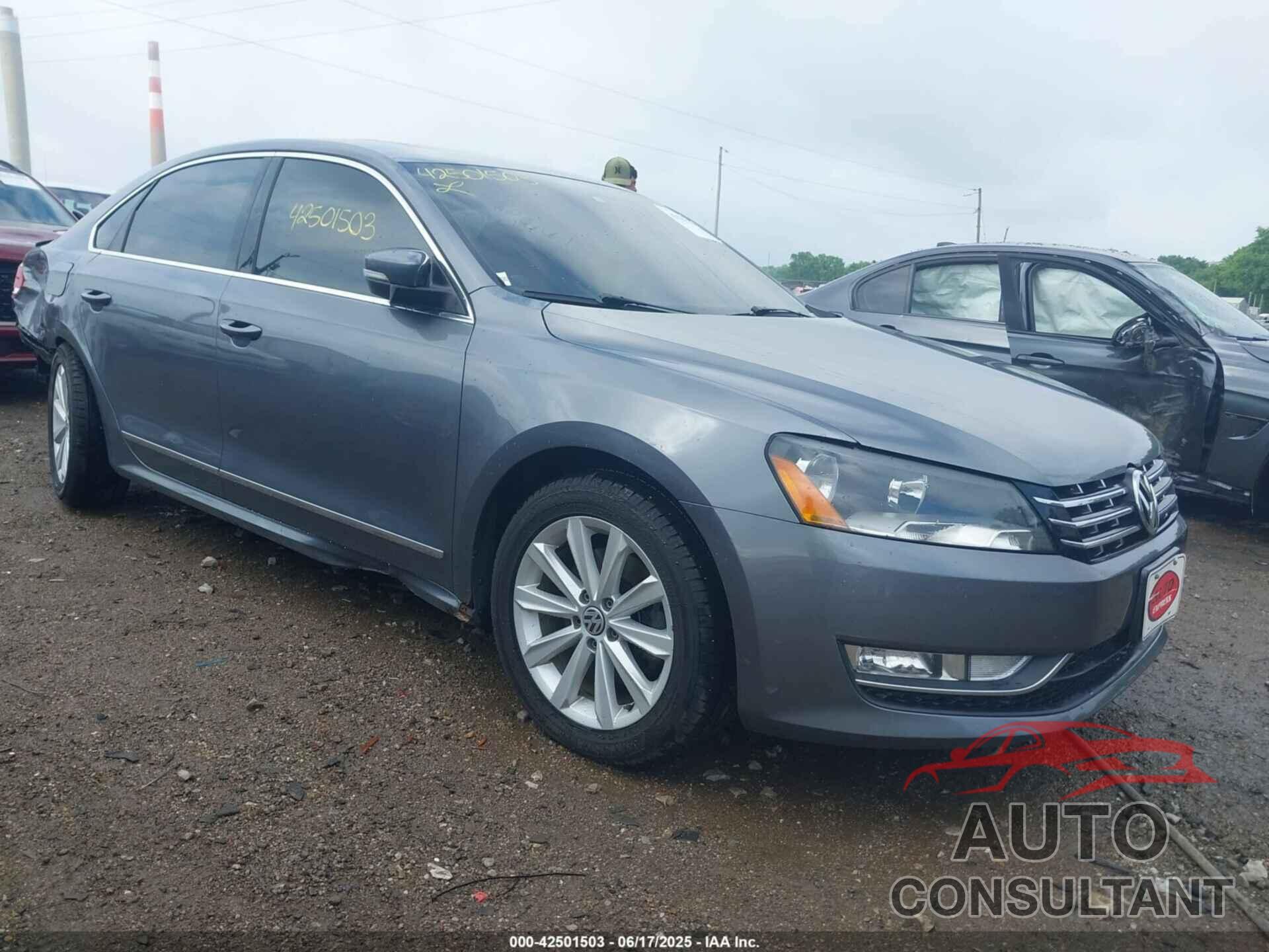 VOLKSWAGEN PASSAT 2014 - 1VWCH7A3XEC041441
