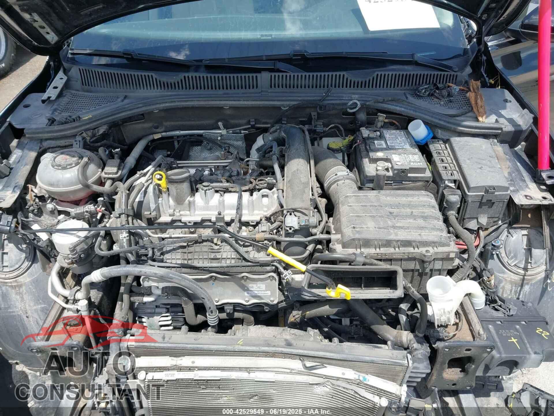 VOLKSWAGEN JETTA 2019 - 3VWCB7BU2KM213920