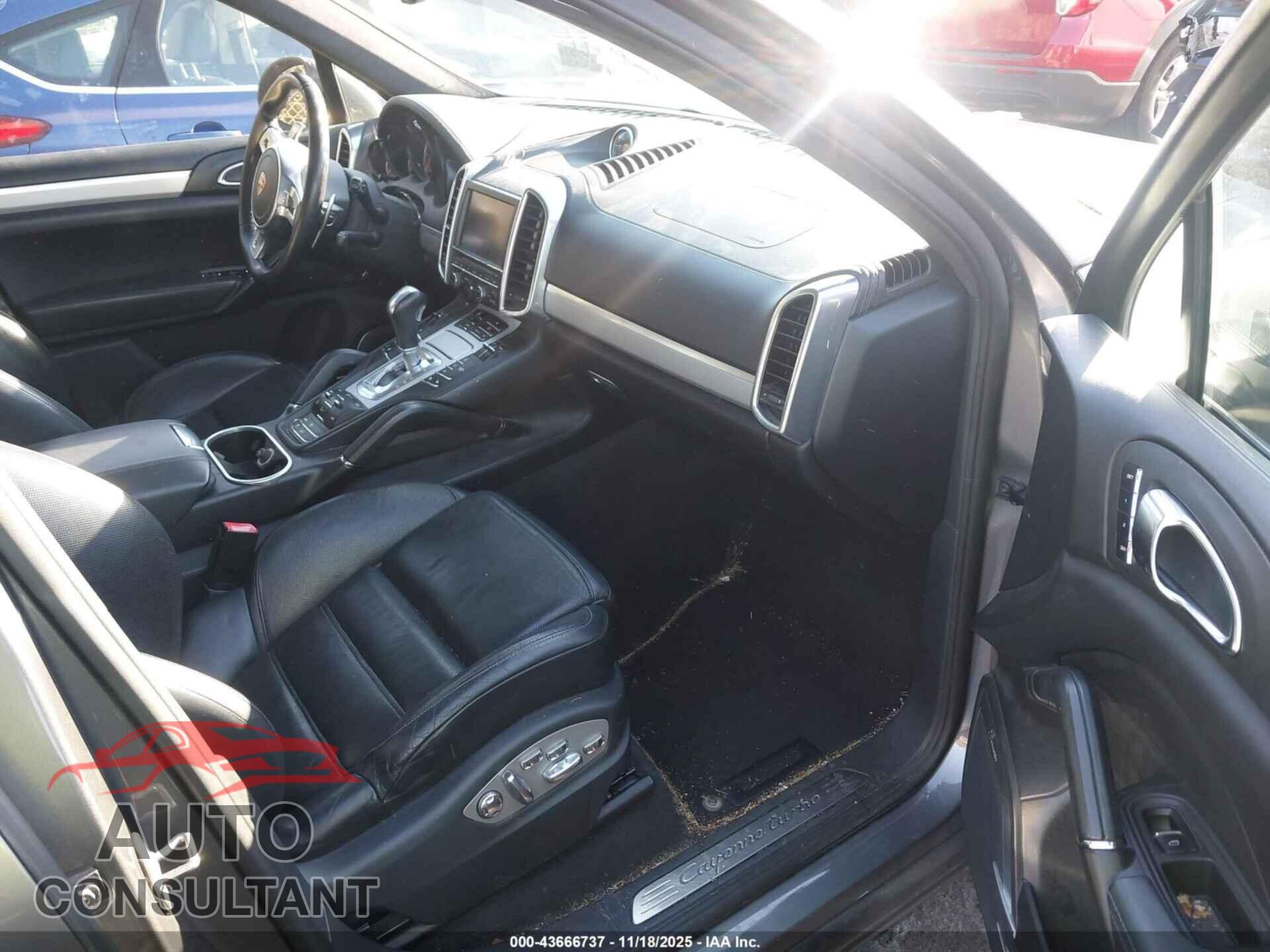 PORSCHE CAYENNE 2012 - WP1AC2A29CLA81170