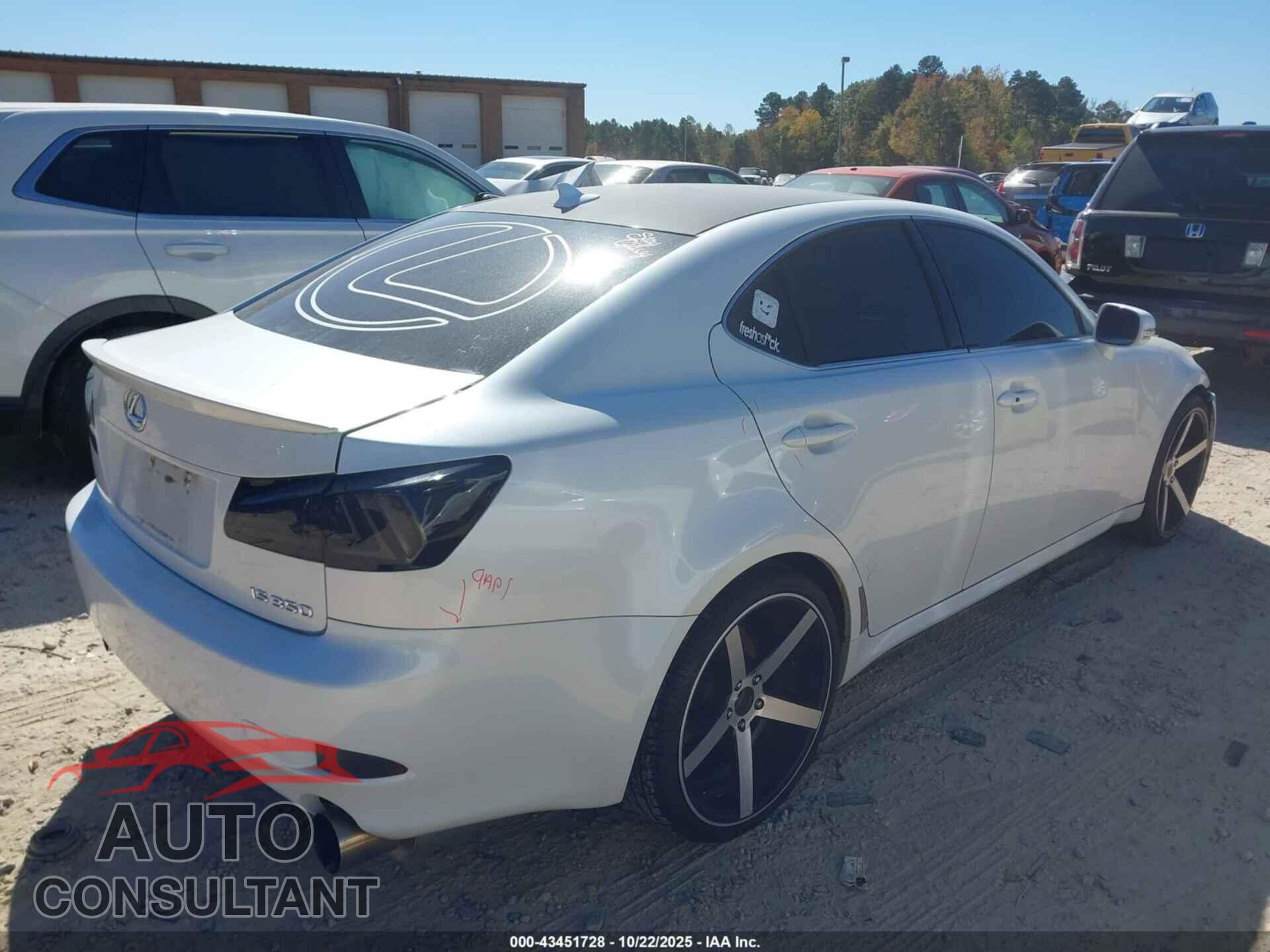 LEXUS IS 350 2011 - JTHBE5C29B5026072
