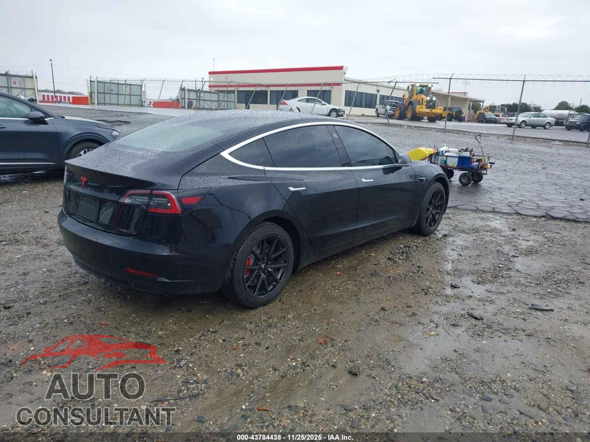 TESLA MODEL 3 2020 - 5YJ3E1EA8LF606478