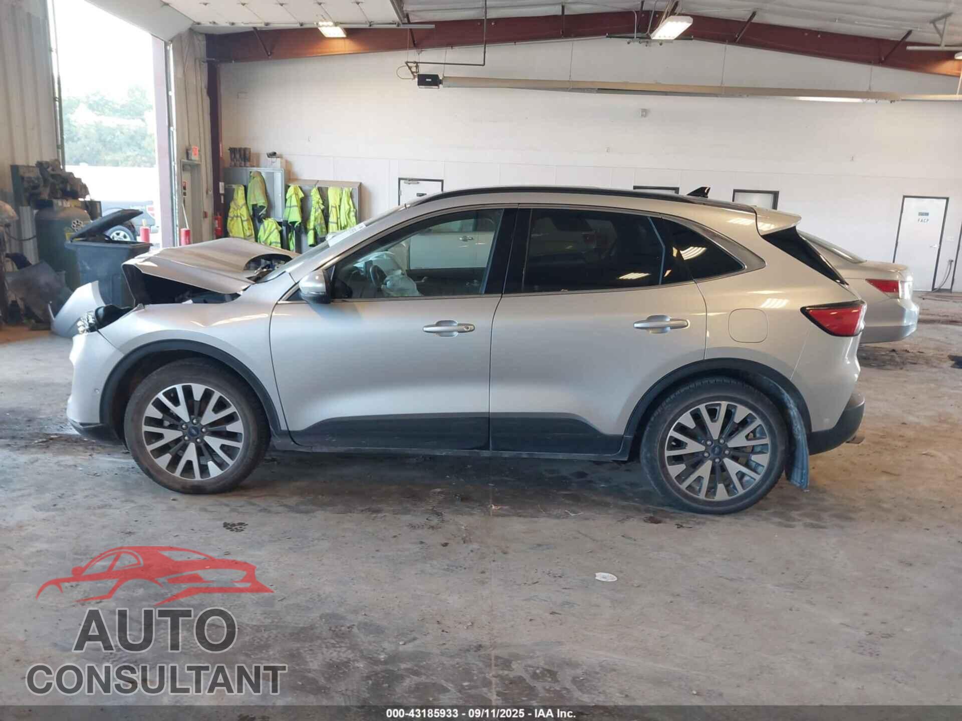 FORD ESCAPE 2020 - 1FMCU9DZ7LUA53883