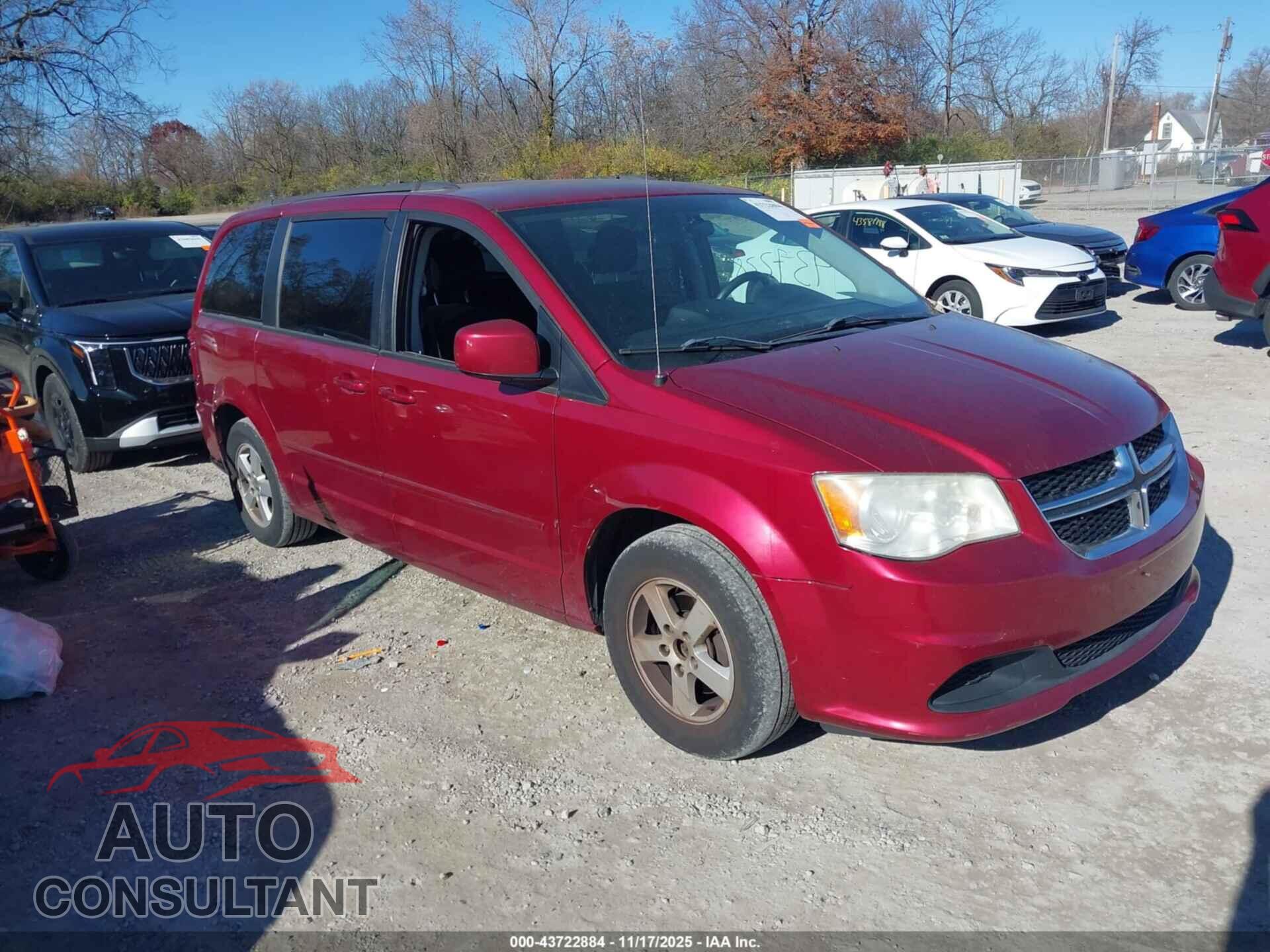 DODGE GRAND CARAVAN 2011 - 2D4RN3DG9BR738456