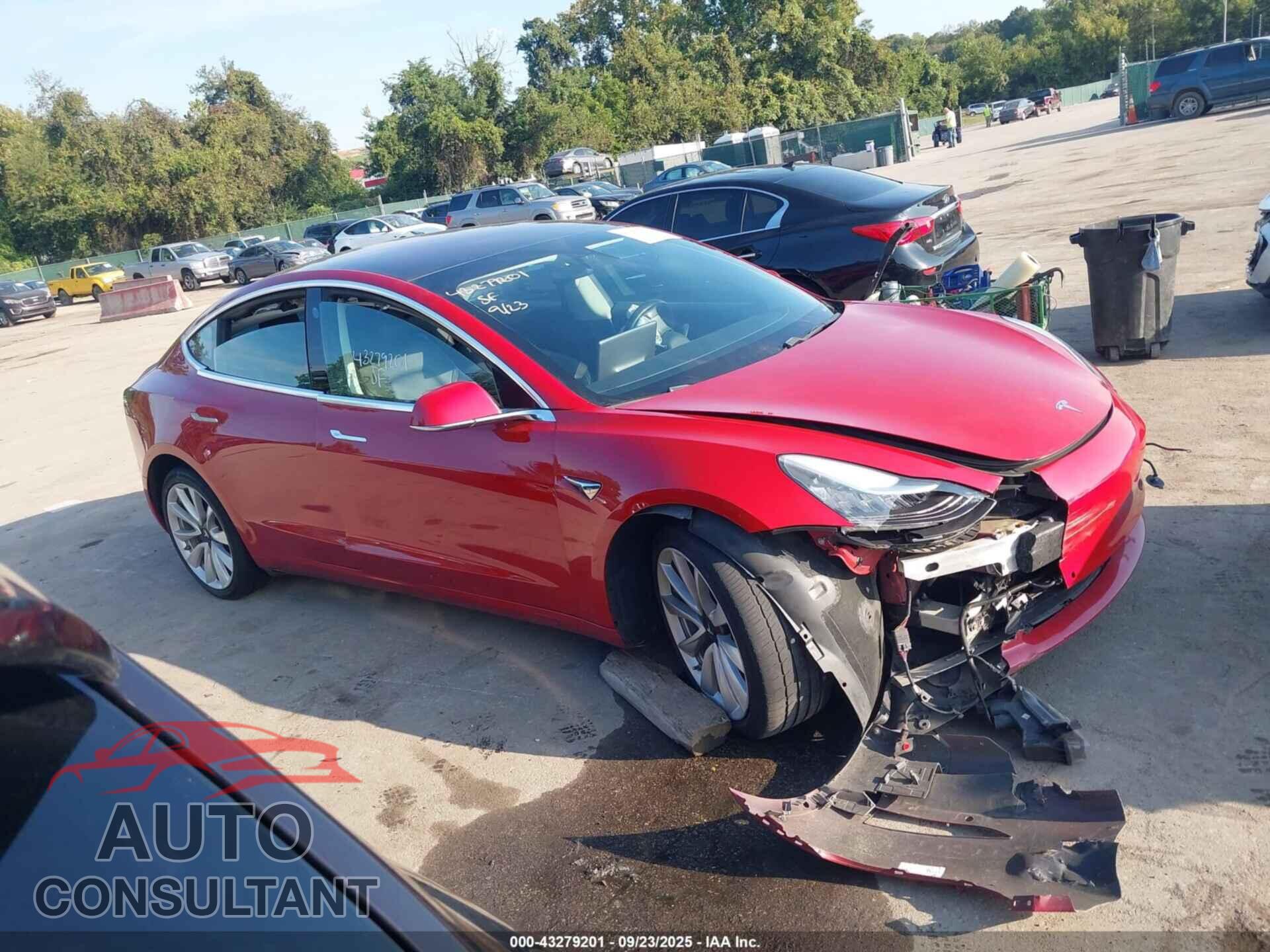 TESLA MODEL 3 2018 - 5YJ3E1EB8JF065728