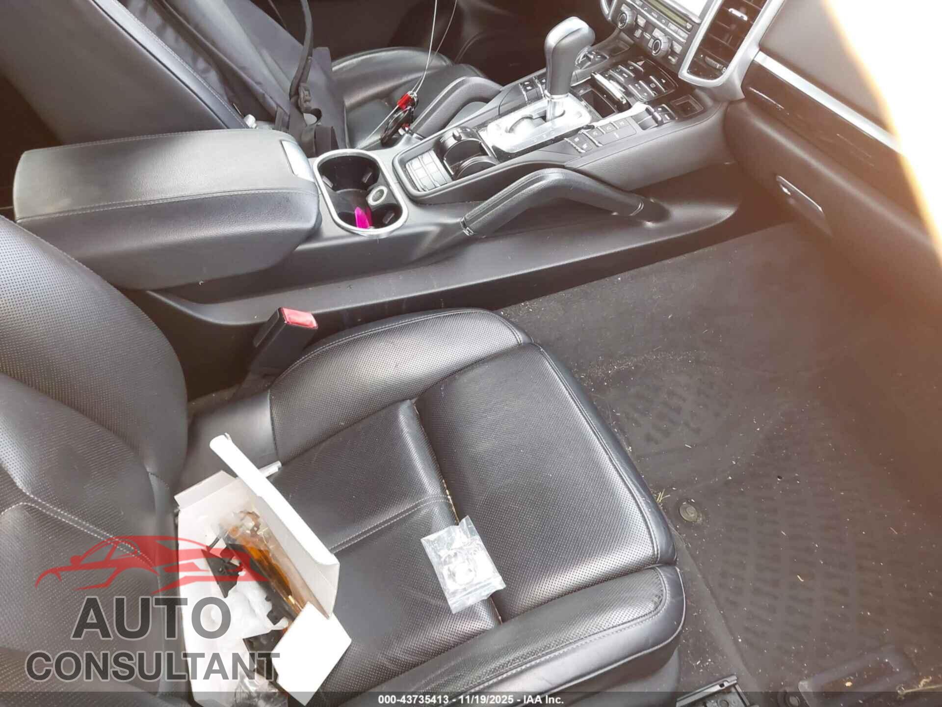 PORSCHE CAYENNE 2011 - WP1AB2A21BLA47662