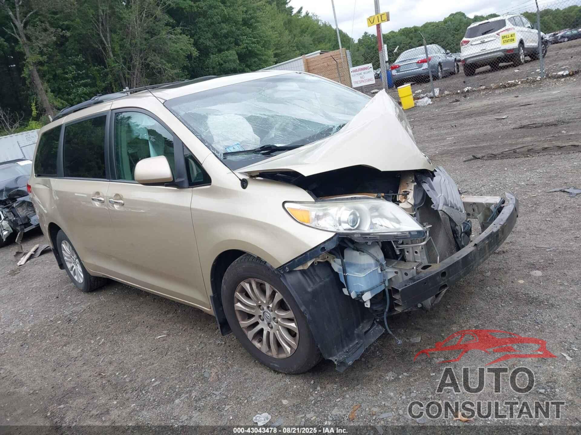 TOYOTA SIENNA 2013 - 5TDYK3DC0DS342750