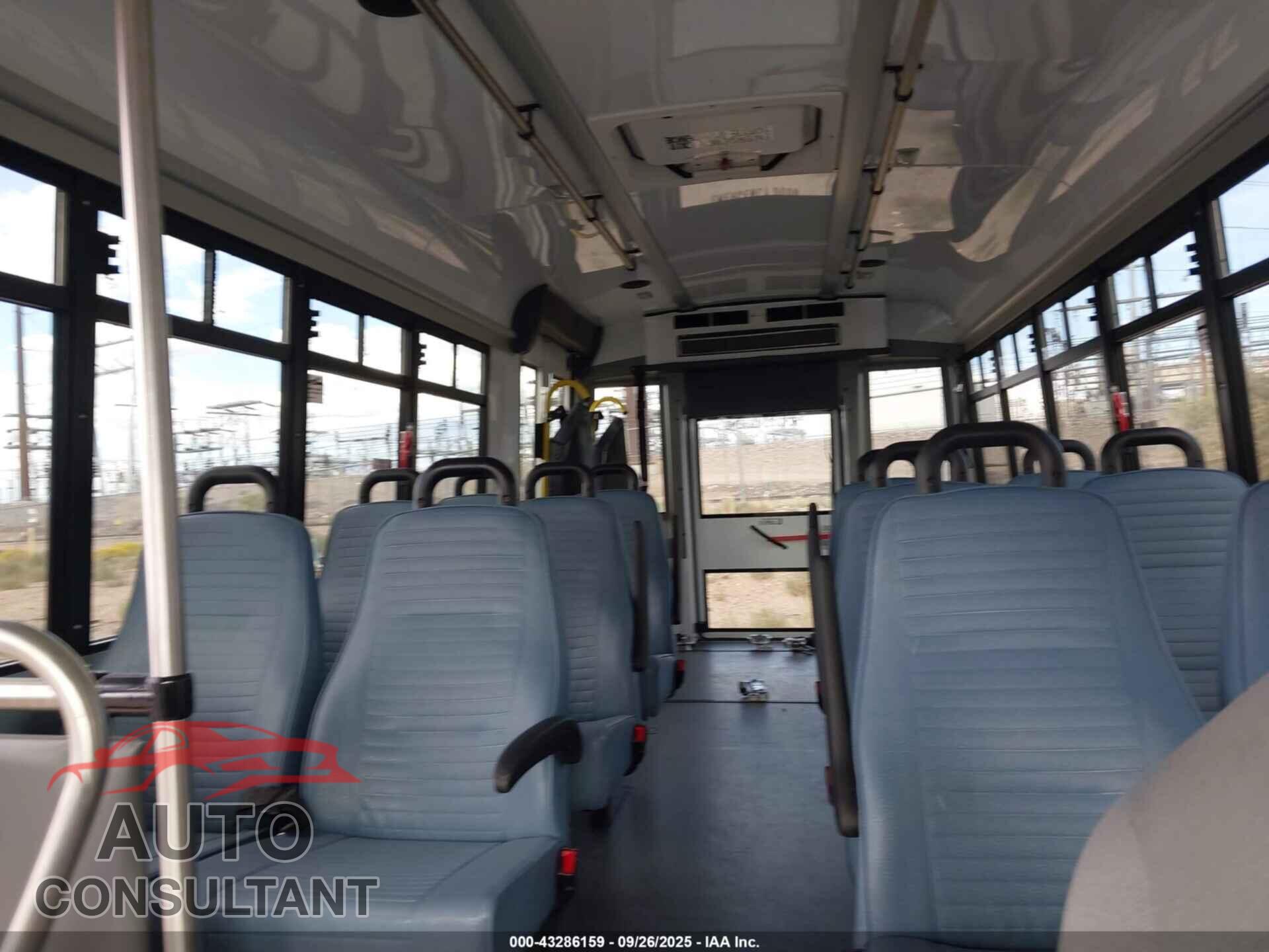FORD E-450 CUTAWAY 2014 - 1FDFE4FS7EDA41104