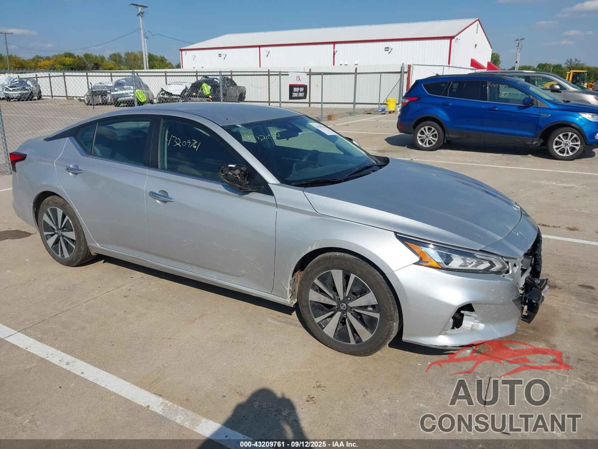NISSAN ALTIMA 2022 - 1N4BL4DV1NN324913