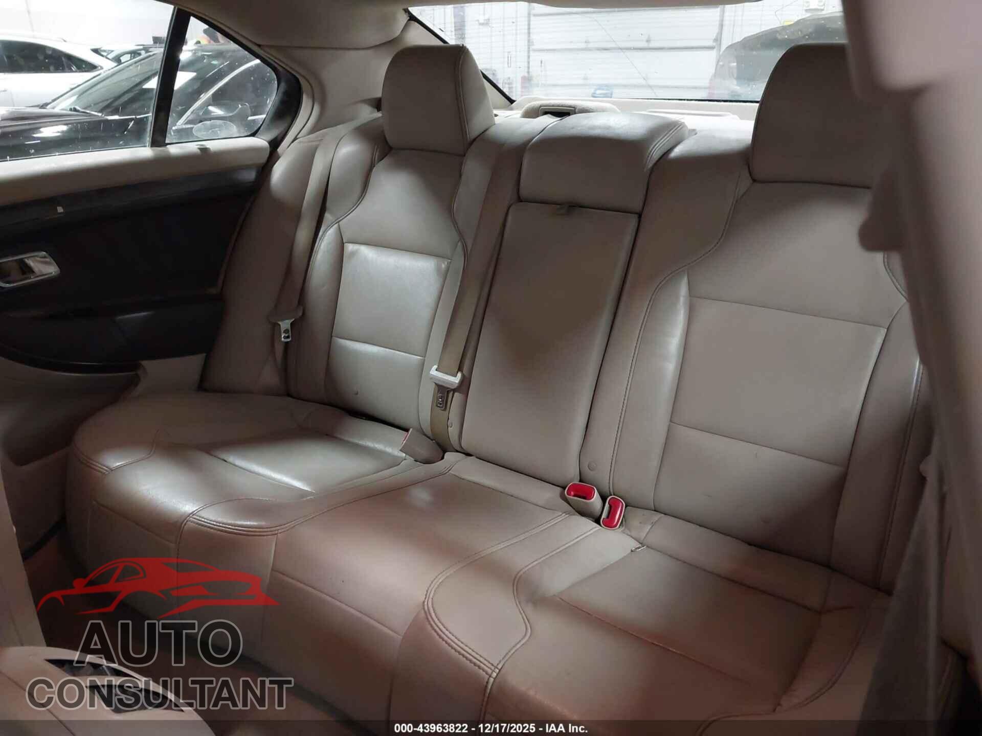 FORD TAURUS 2012 - 1FAHP2EWXCG107937