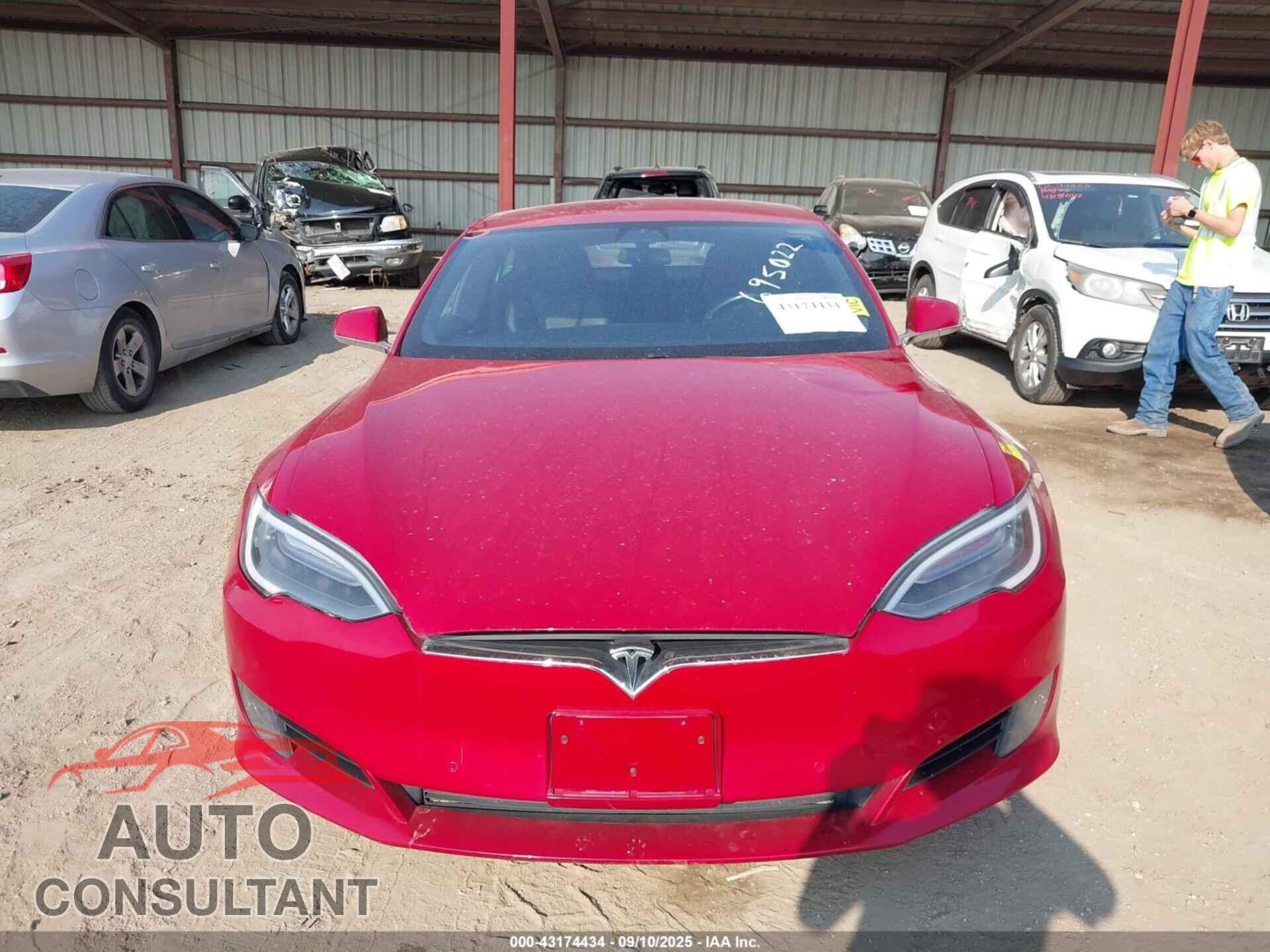 TESLA MODEL S 2017 - 5YJSA1E26HF194780