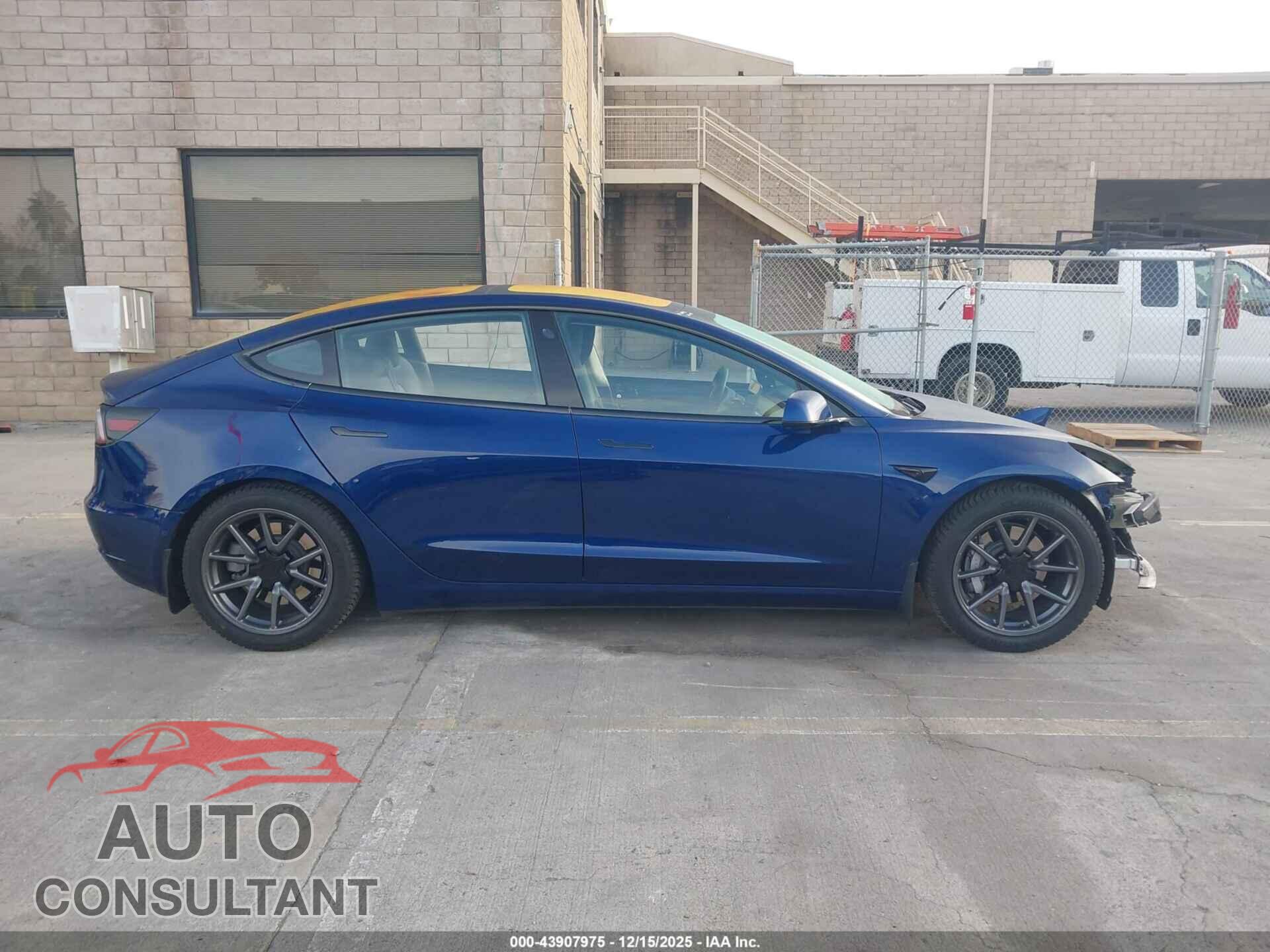 TESLA MODEL 3 2018 - 5YJ3E1EA3JF007355