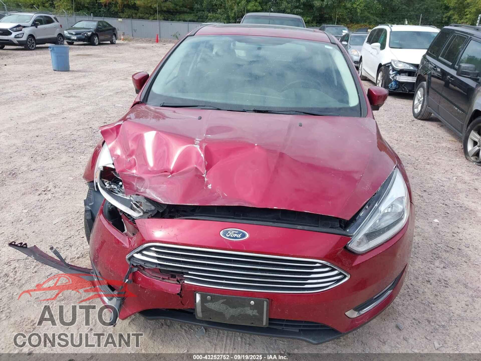 FORD FOCUS 2017 - 1FADP3N22HL302561