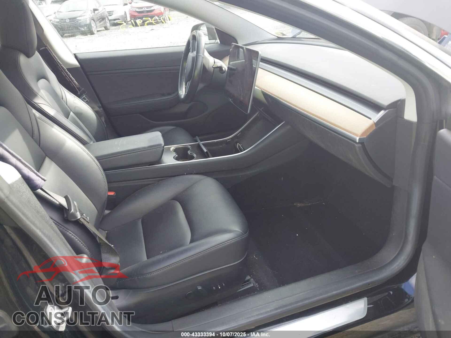 TESLA MODEL 3 2018 - 5YJ3E1EA6JF021041