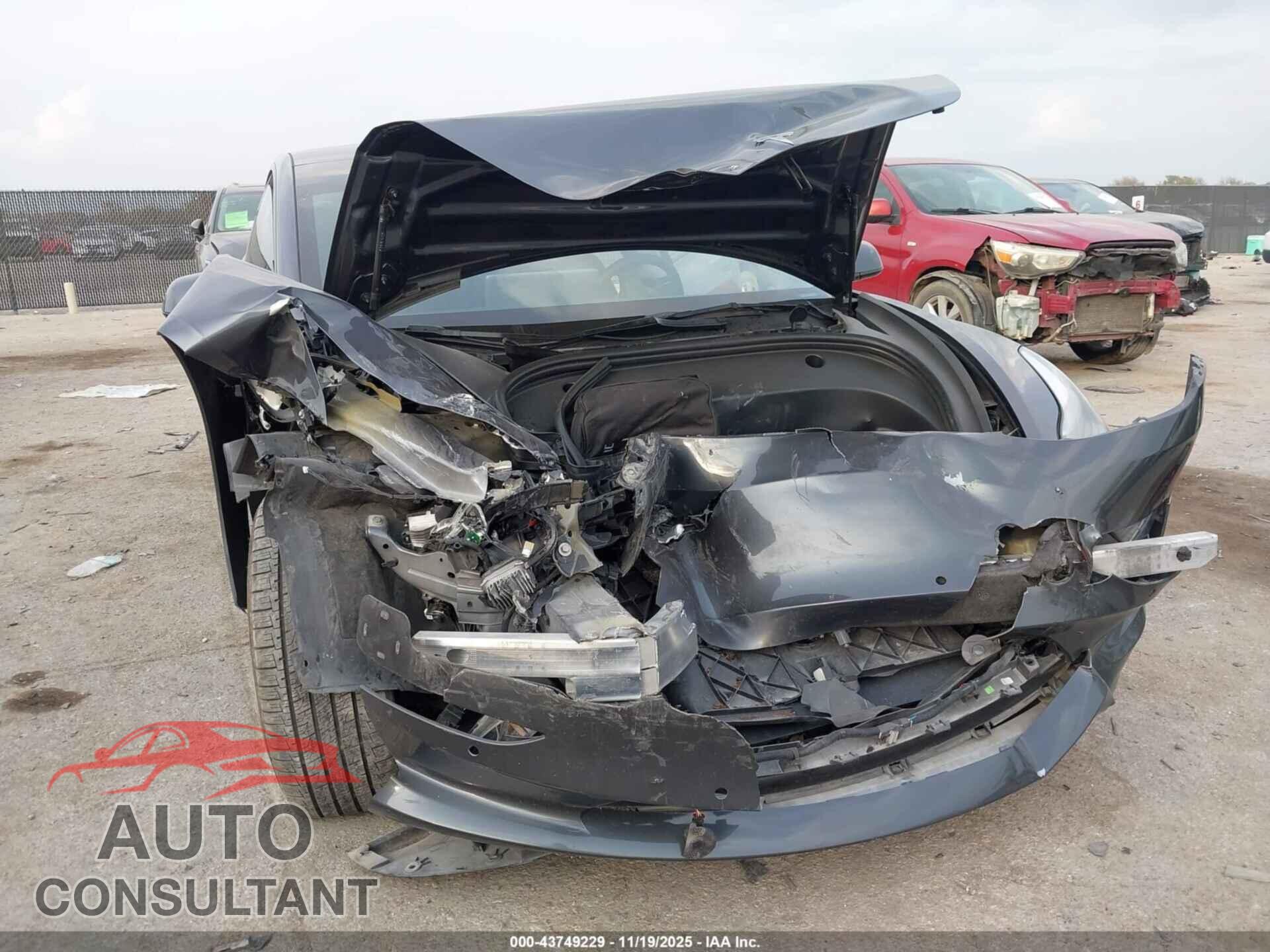 TESLA MODEL 3 2022 - 5YJ3E1EB0NF186565