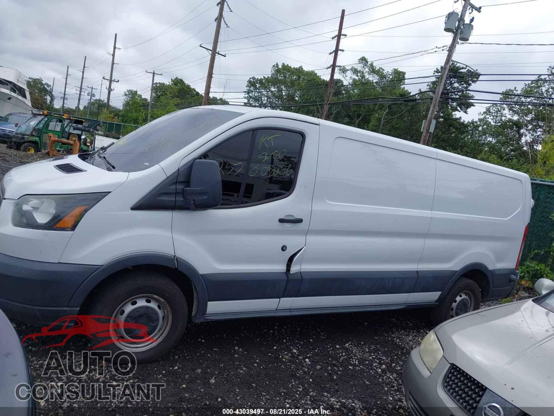 FORD TRANSIT-250 2015 - 1FTNR2YM6FKA27814