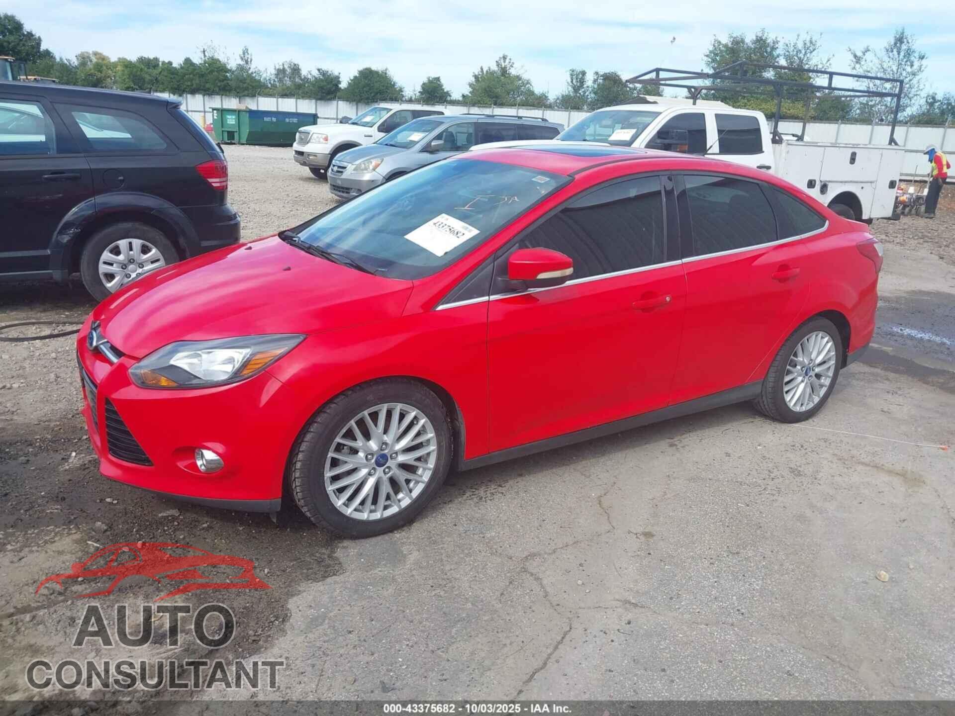 FORD FOCUS 2012 - 1FAHP3H29CL333053