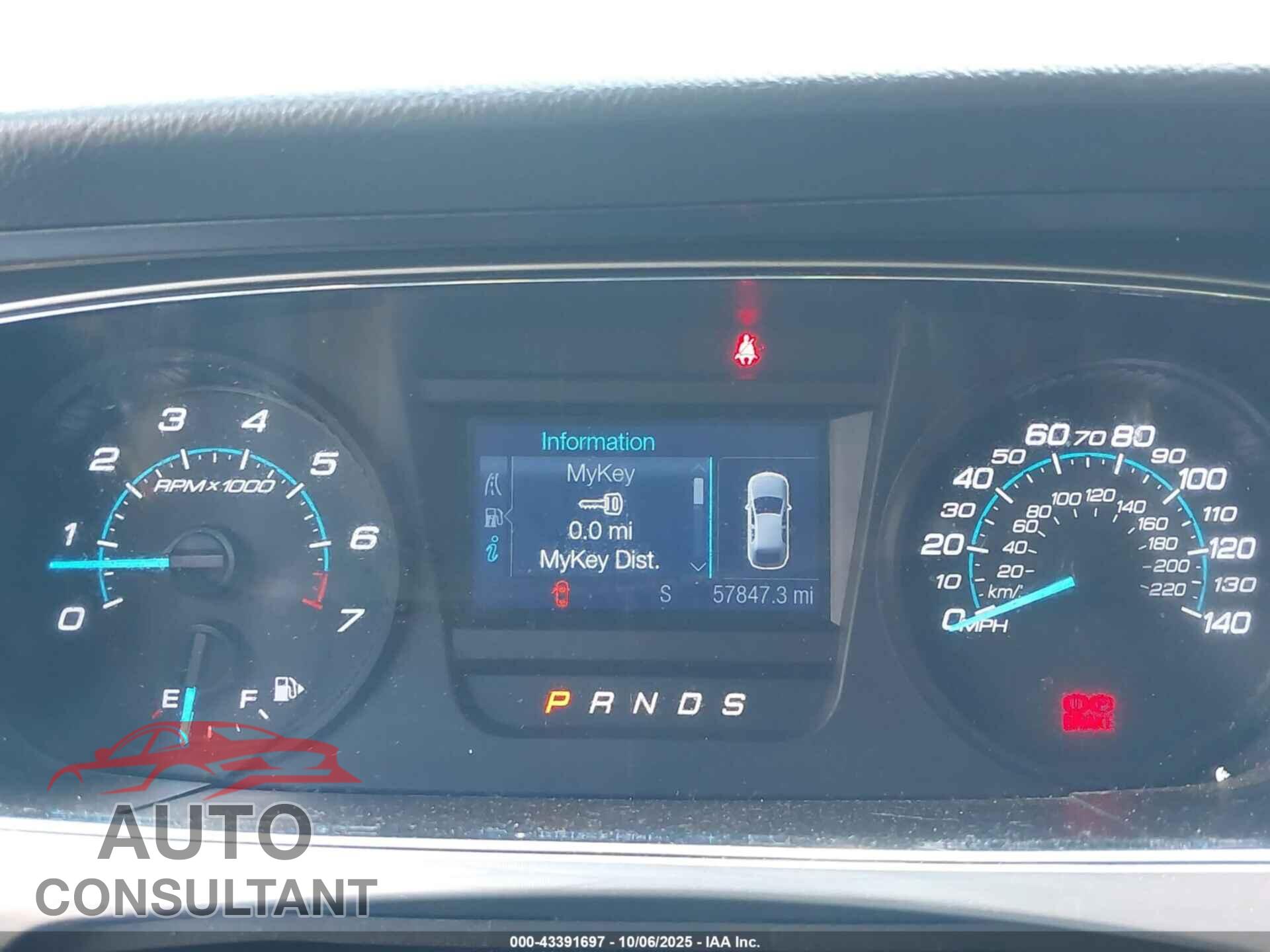 FORD TAURUS 2017 - 1FAHP2E8XHG110913