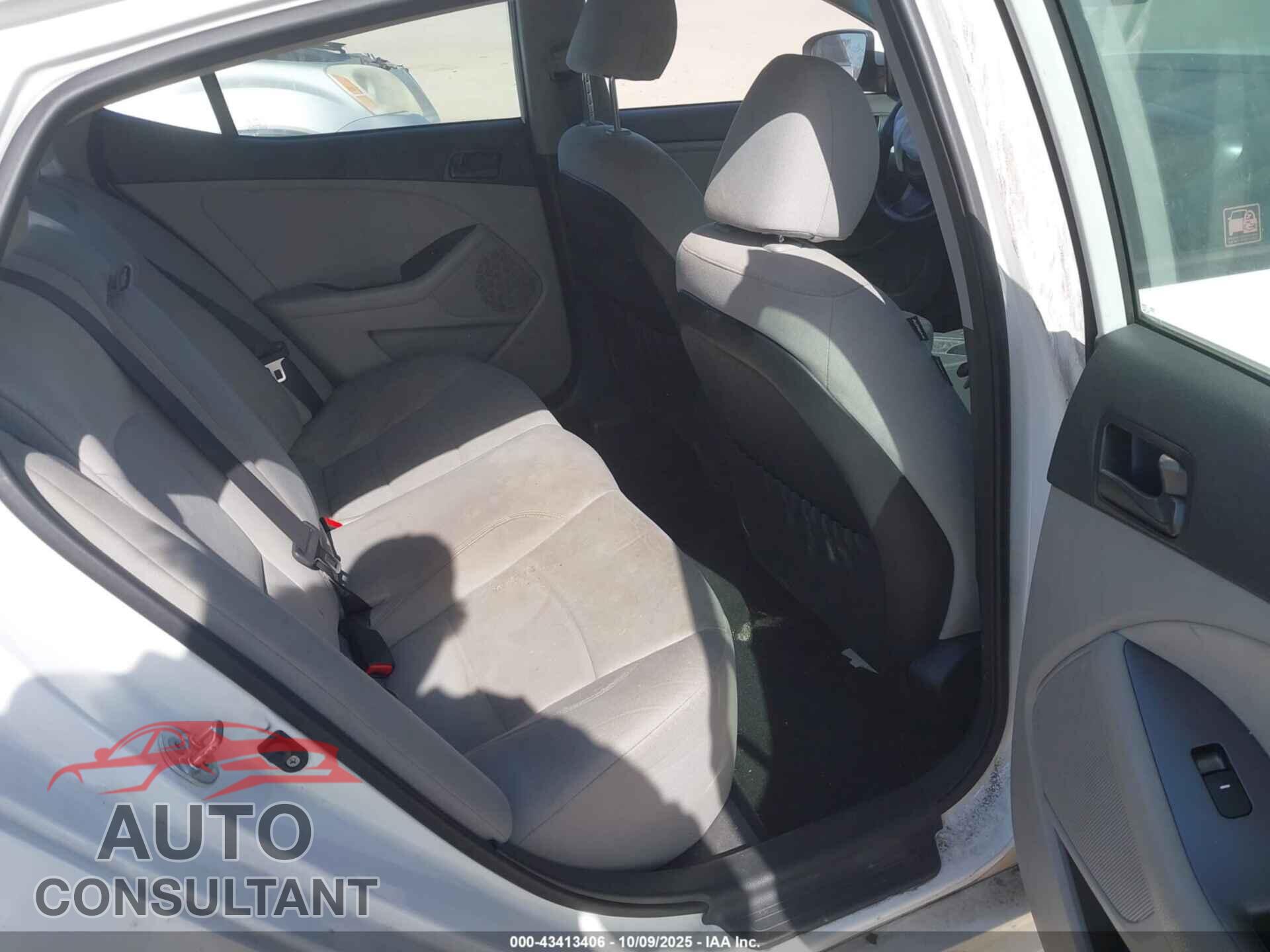 KIA OPTIMA 2015 - KNAGM4A76F5621029