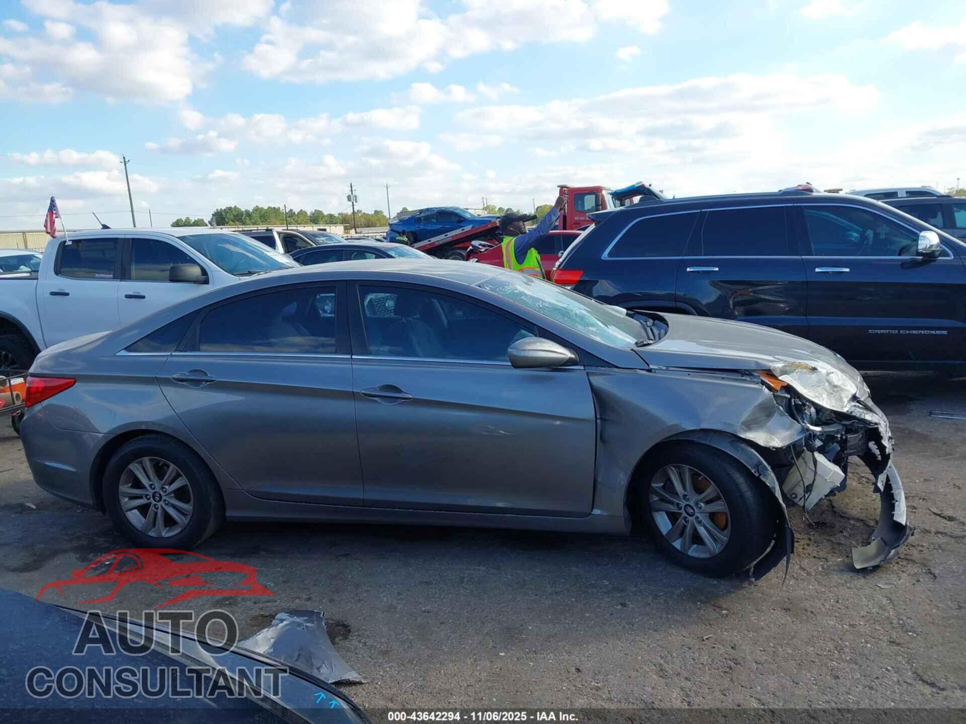HYUNDAI SONATA 2012 - 5NPEB4AC3CH501715