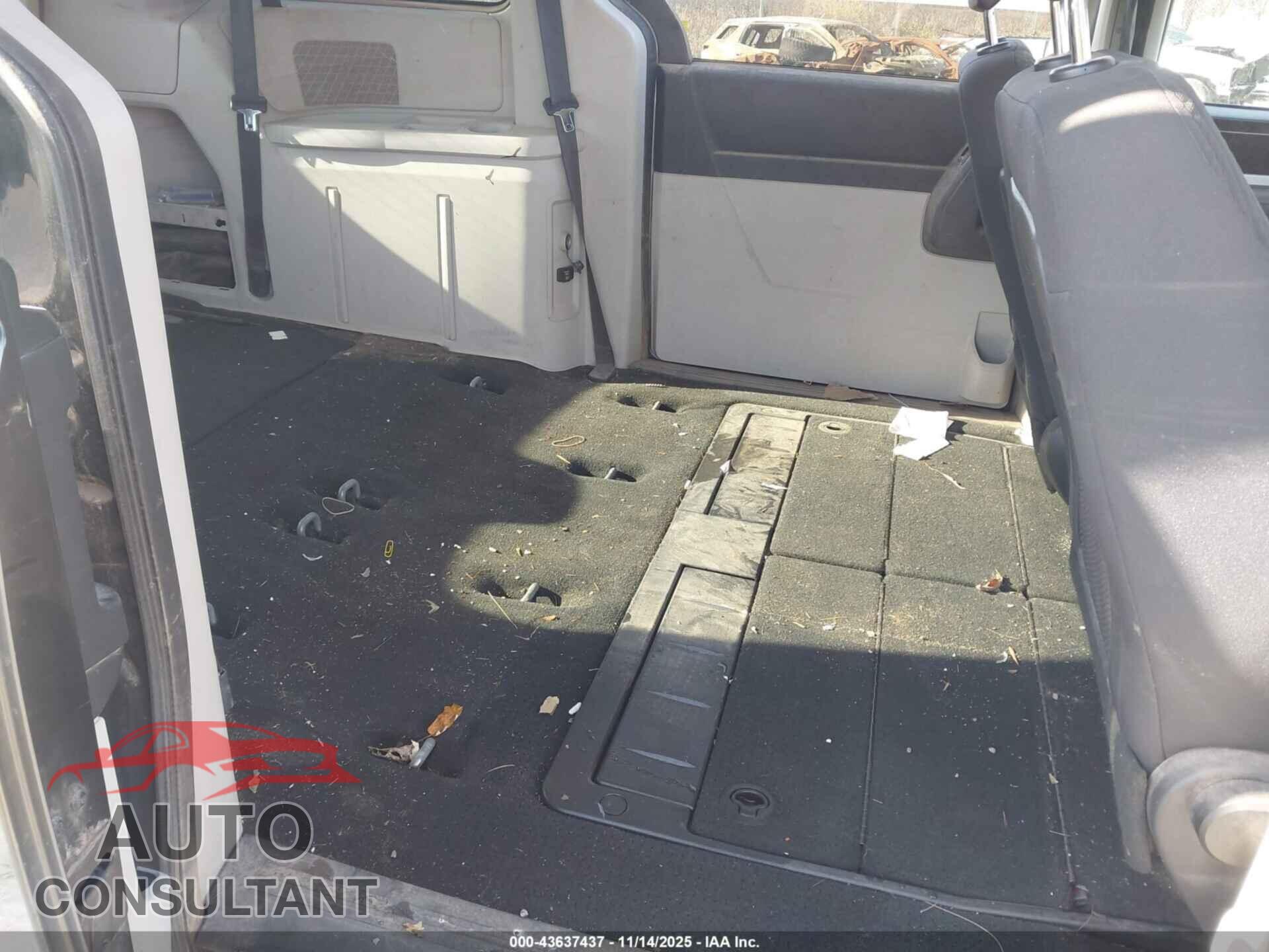 DODGE GRAND CARAVAN 2010 - 2D4RN5D16AR314593