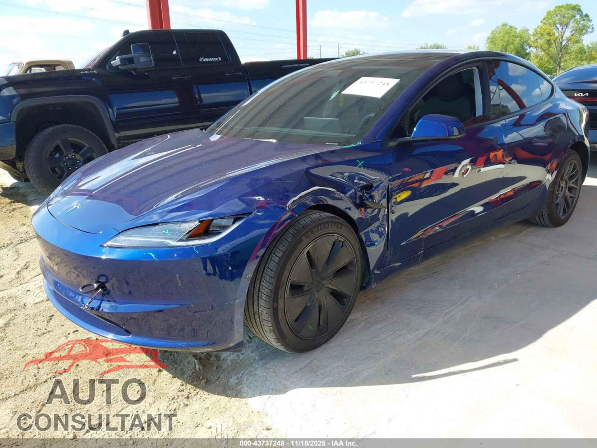 TESLA MODEL 3 2024 - 5YJ3E1EB4RF830476