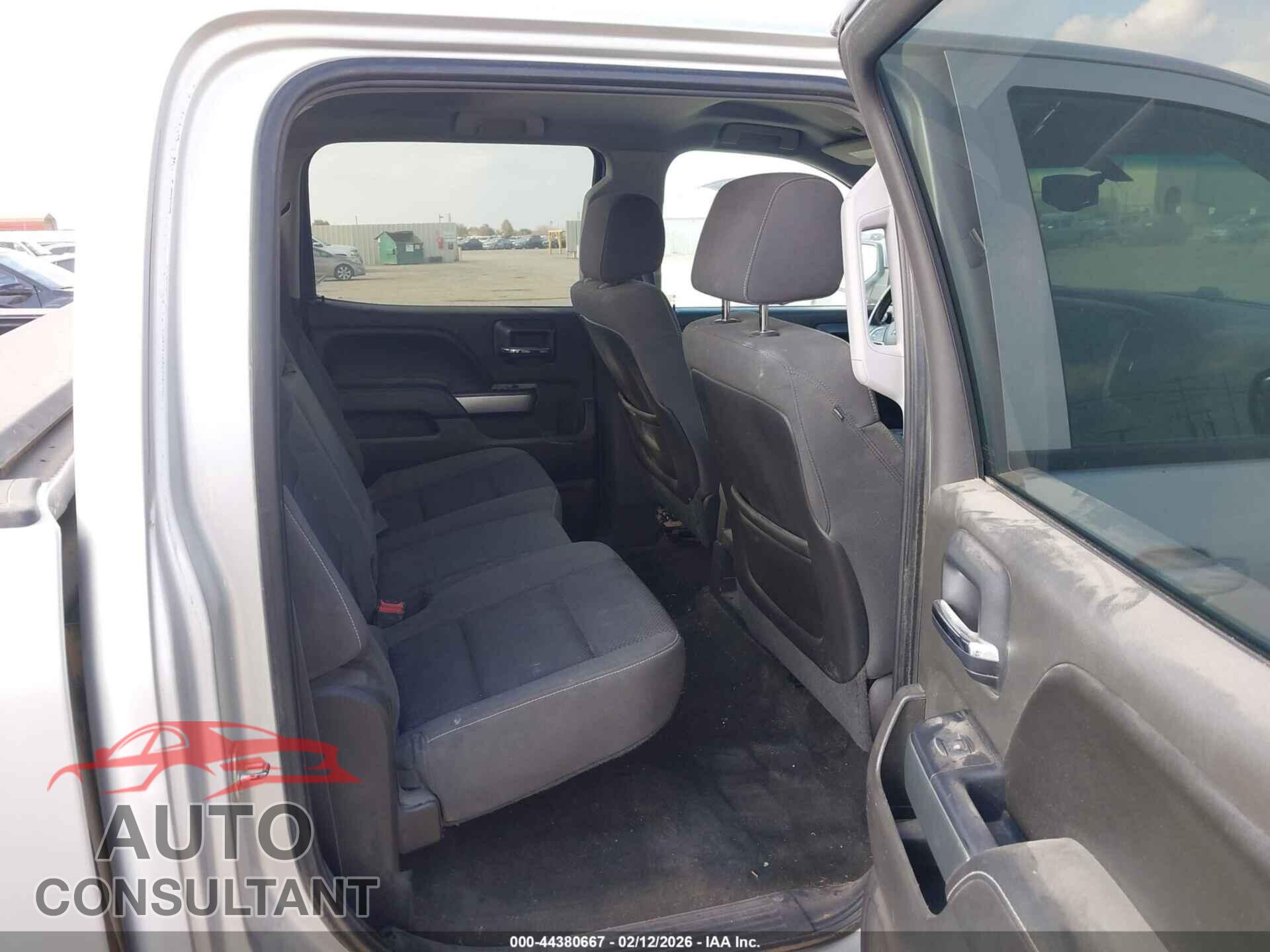 CHEVROLET SILVERADO 1500 2015 - 3GCUKREC6FG327770