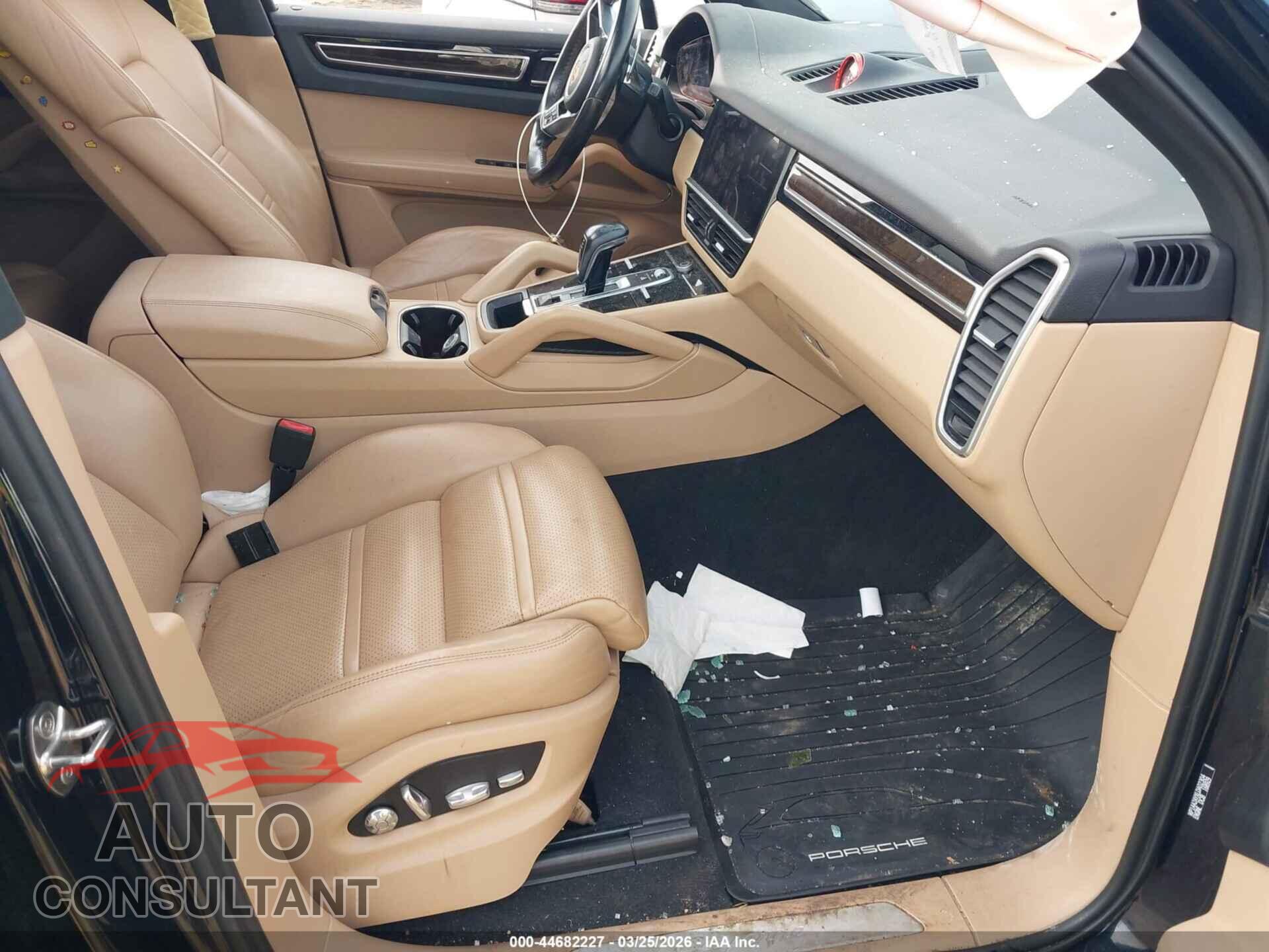 PORSCHE CAYENNE 2020 - WP1AA2AYXLDA02304