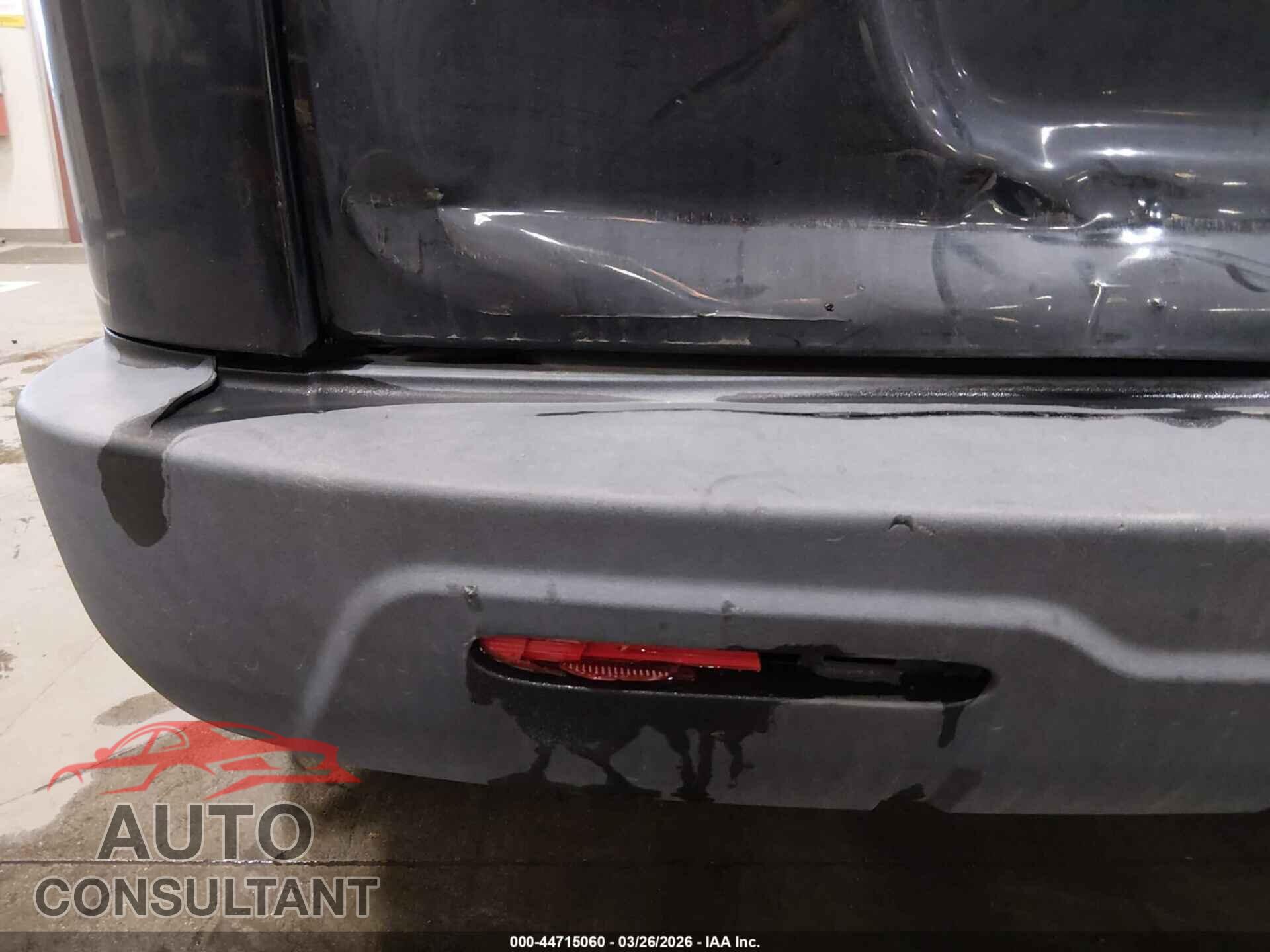 HONDA ELEMENT 2011 - 5J6YH2H77BL005121