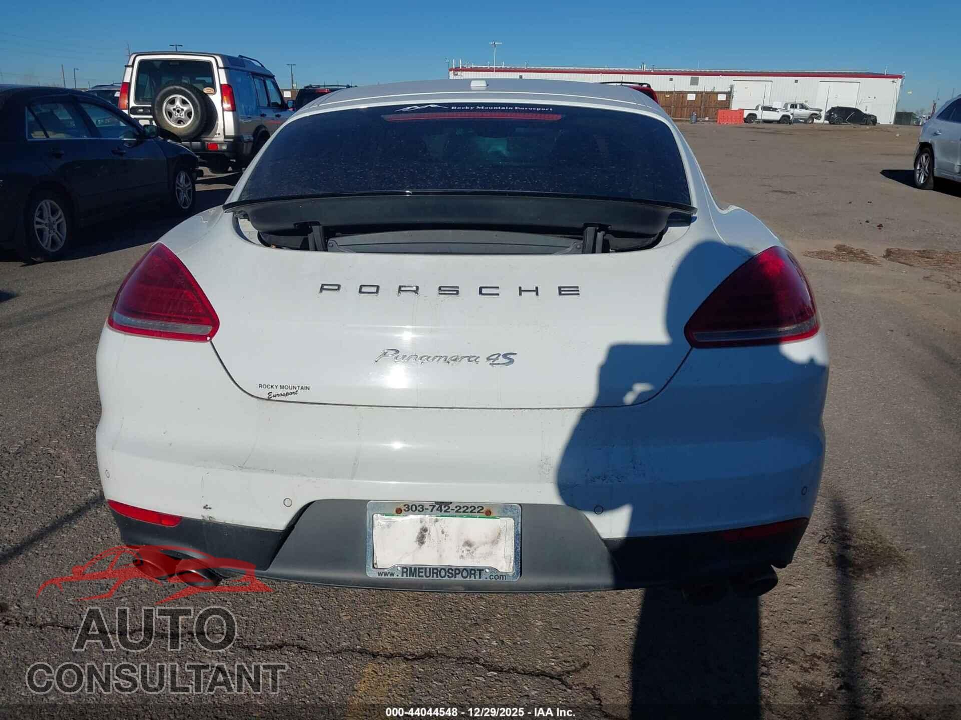 PORSCHE PANAMERA 2014 - WP0BB2A7XEL064059