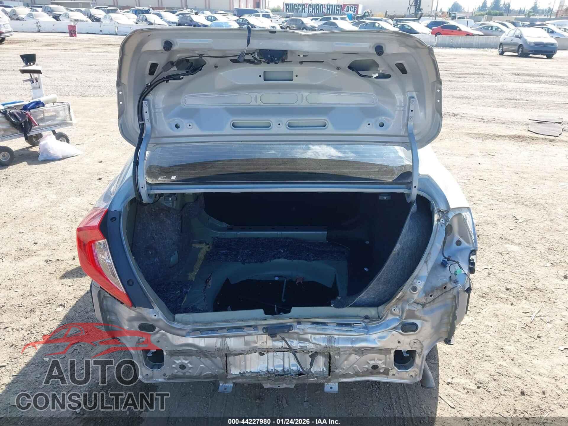 HONDA CIVIC 2017 - 2HGFC2F76HH516535