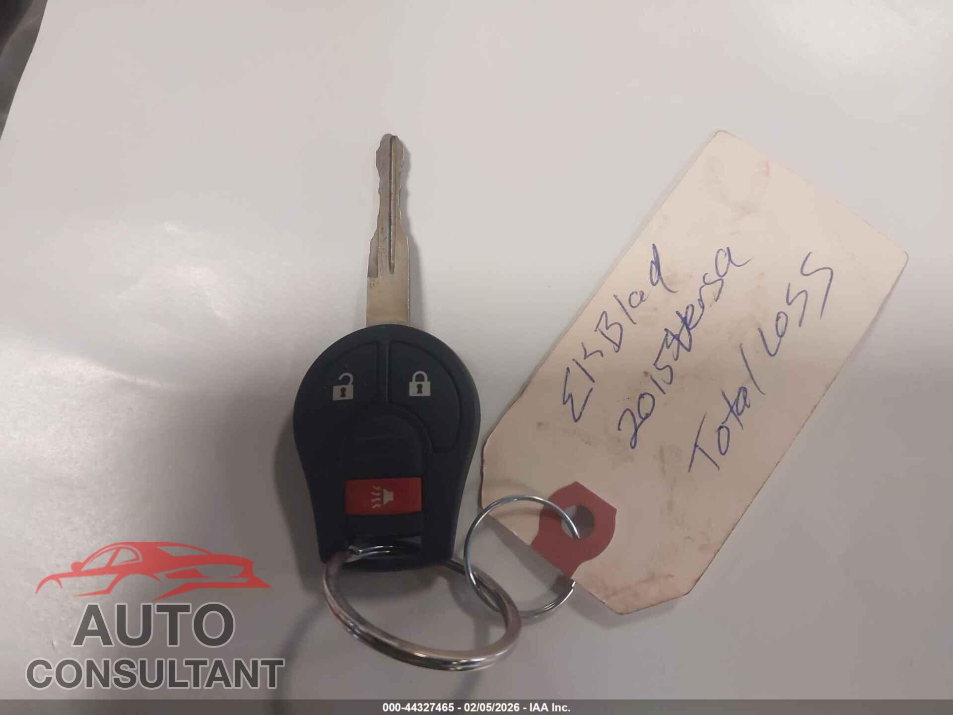 NISSAN VERSA NOTE 2015 - 3N1CE2CP3FL446497