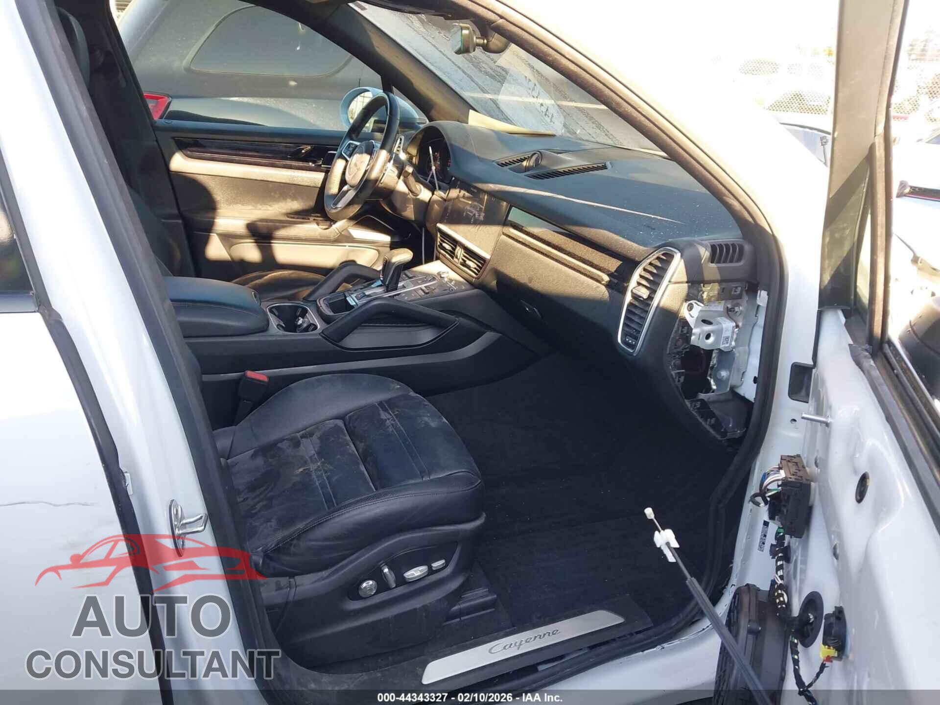 PORSCHE CAYENNE 2019 - WP1AA2AY3KDA10002